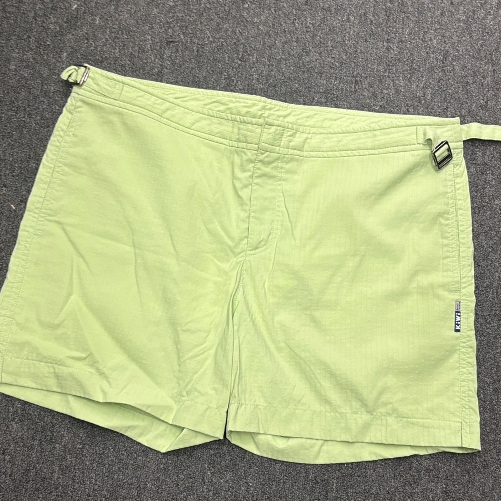 Kiwi NWT Kiwi Light Green Swim Shorts Size XL Size US 40 / EU 56 - 1 Thumbnail