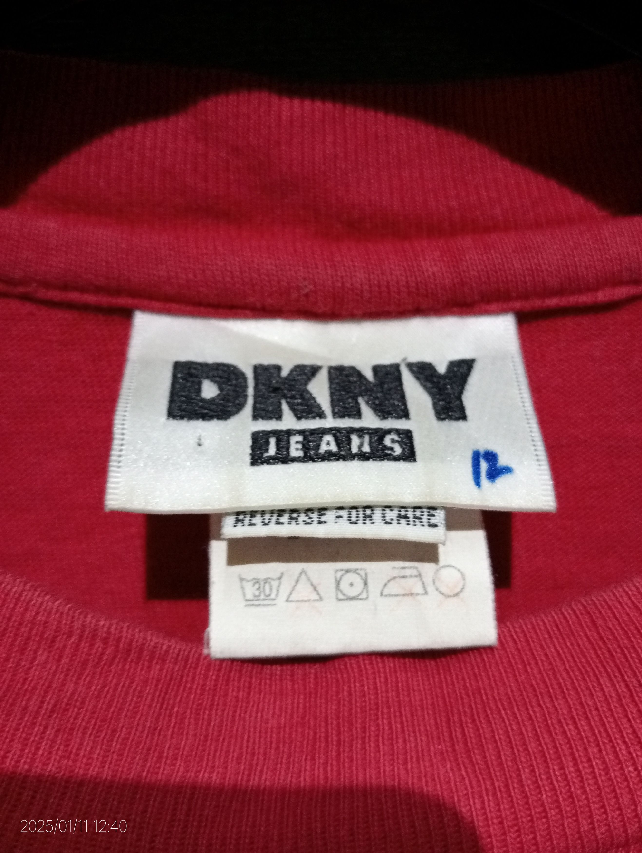 DKNY Vintage '90s DKNY Tee Made in USA Very Rare Size US XL / EU 56 / 4 - 2 Thumbnail
