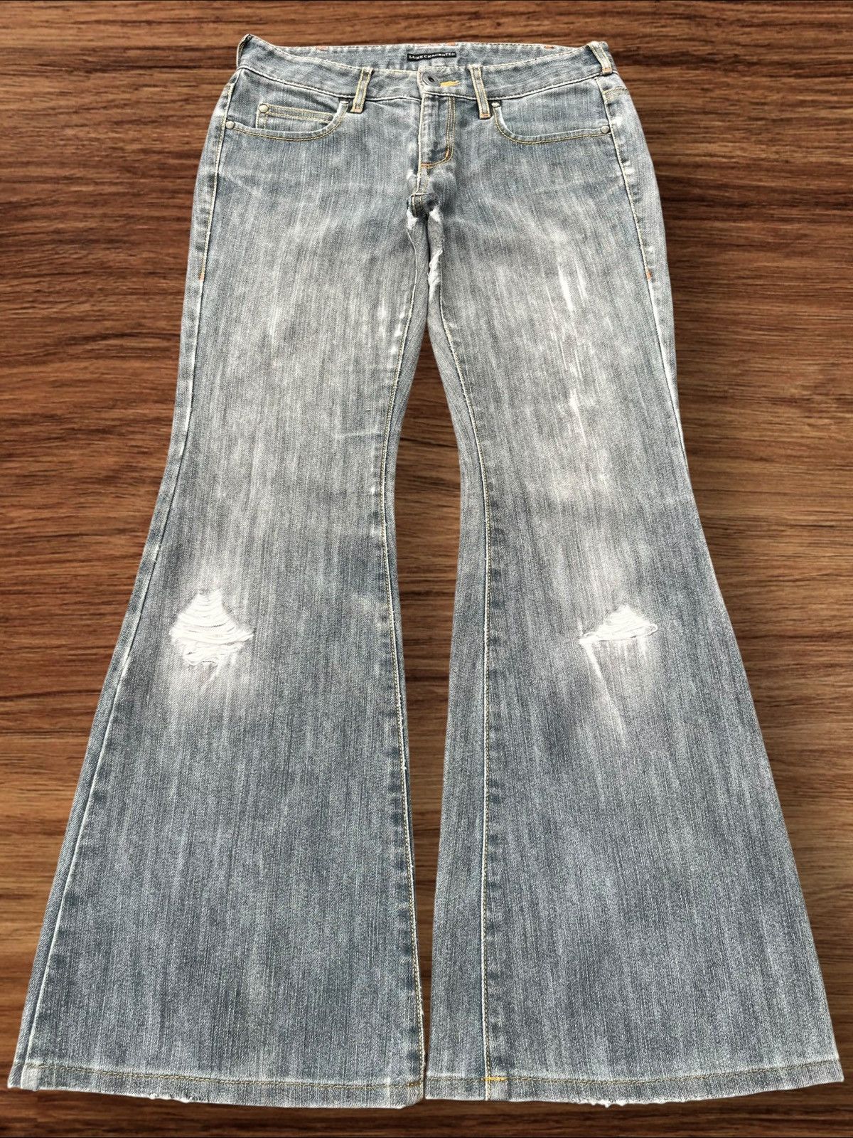 Japanese Brand Vintage Y2K Japanese Brand Distressed Bootcut Flare Jeans Size 27" / US 4 / IT 40 - 1 Thumbnail