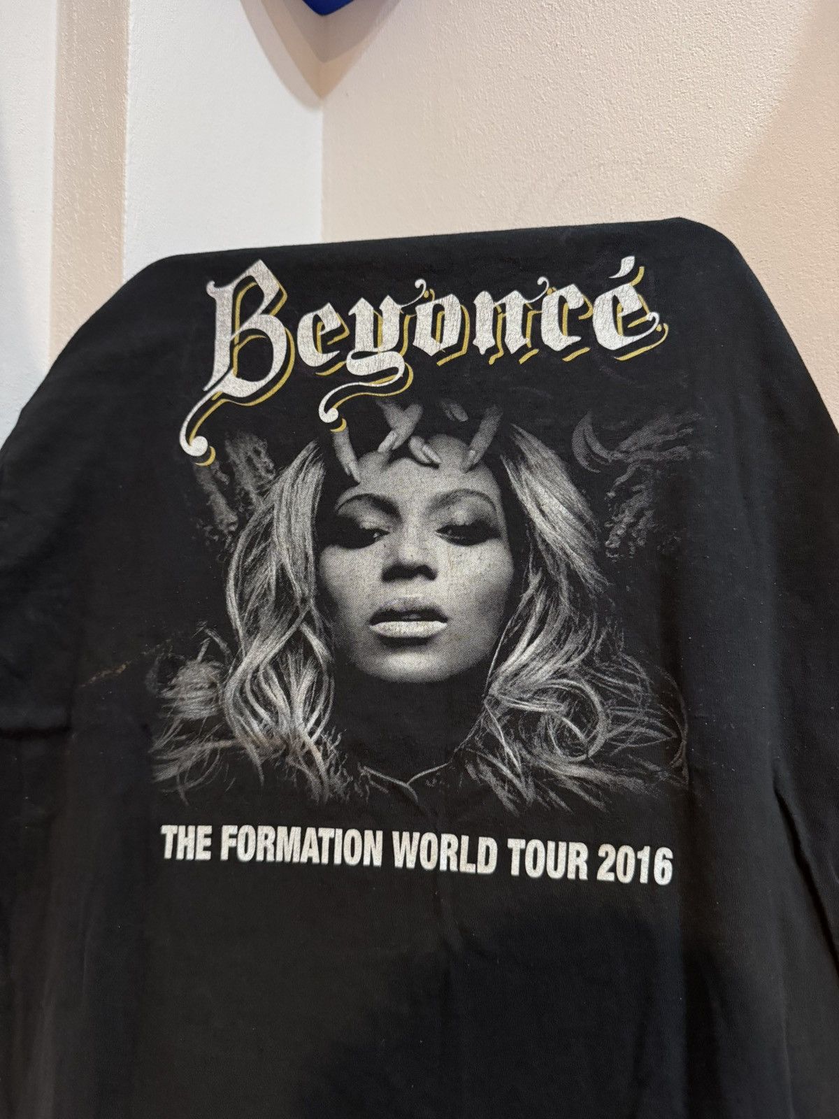 Band Tees Beyonce - The Formation tour t shirt 2016 Size US XL / EU 56 / 4 - 2 Thumbnail