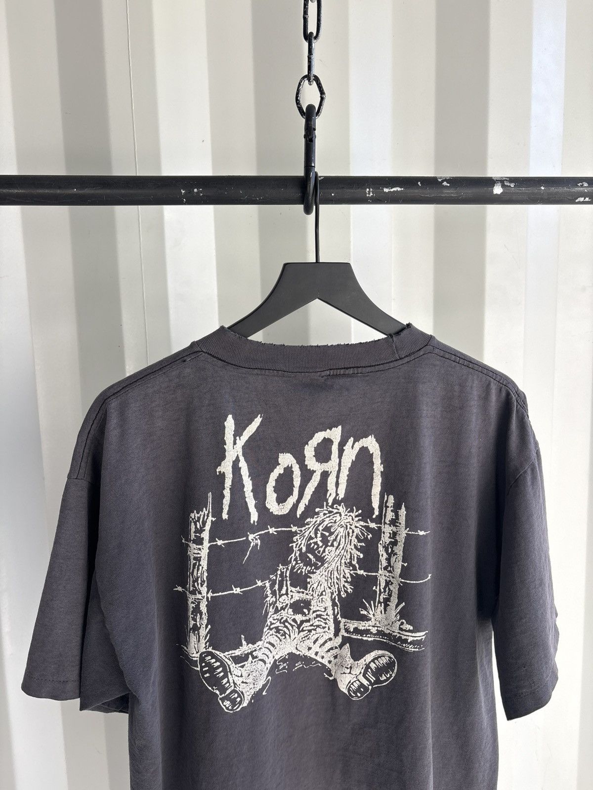 Band Tees Thrashed Korn Faded Distressed Shirt GRUNGE Band Size US XL / EU 56 / 4 - 3 Thumbnail