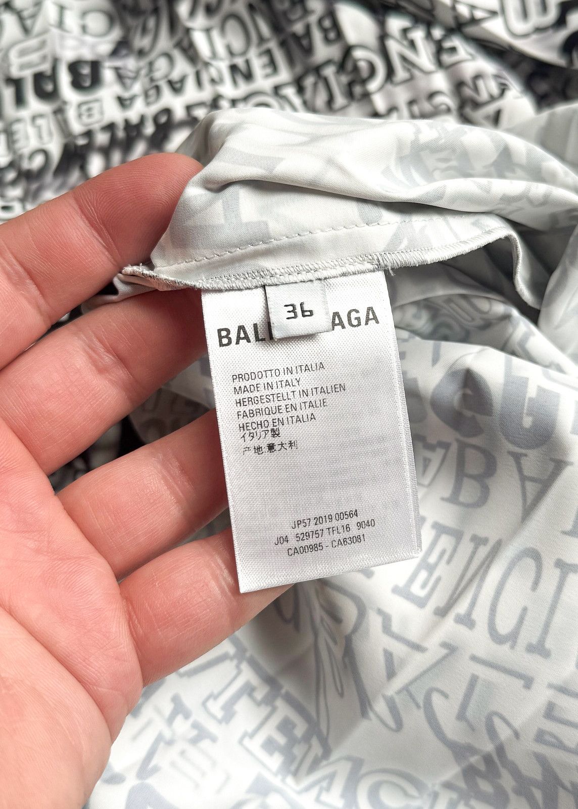 Balenciaga Balenciaga 2019 White Black Logo Printed Pleated Midi Skirt Size 27" / US 4 / IT 40 - 9 Thumbnail