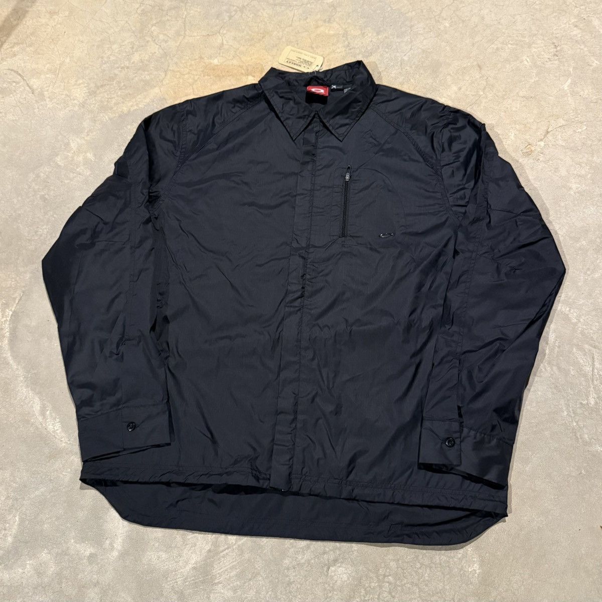 Oakley Brand New 2000s Oakley Software Nylon Zip Windbreaker Jacket Size US XL / EU 56 / 4 - 2 Thumbnail