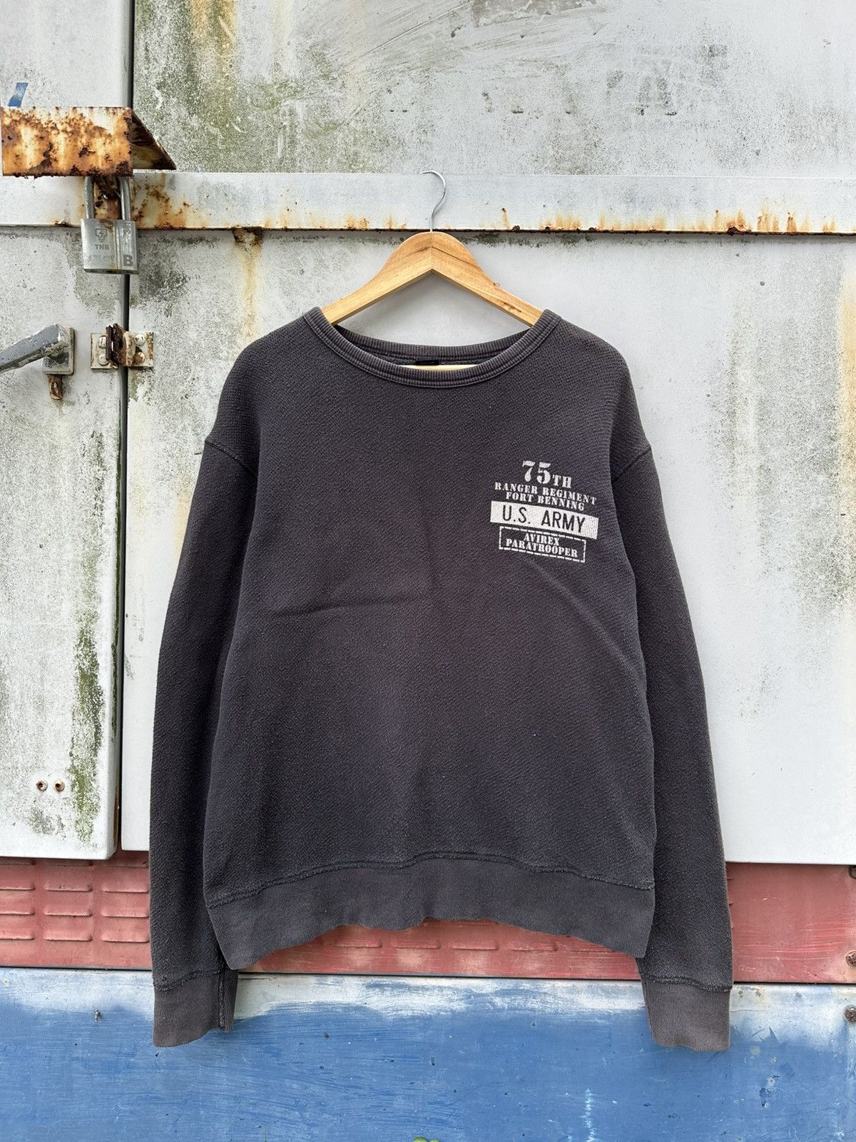 Avirex 🪖Vintage Faded Avirex Paratrooper Sweater Size US L / EU 52-54 / 3 - 4 Thumbnail