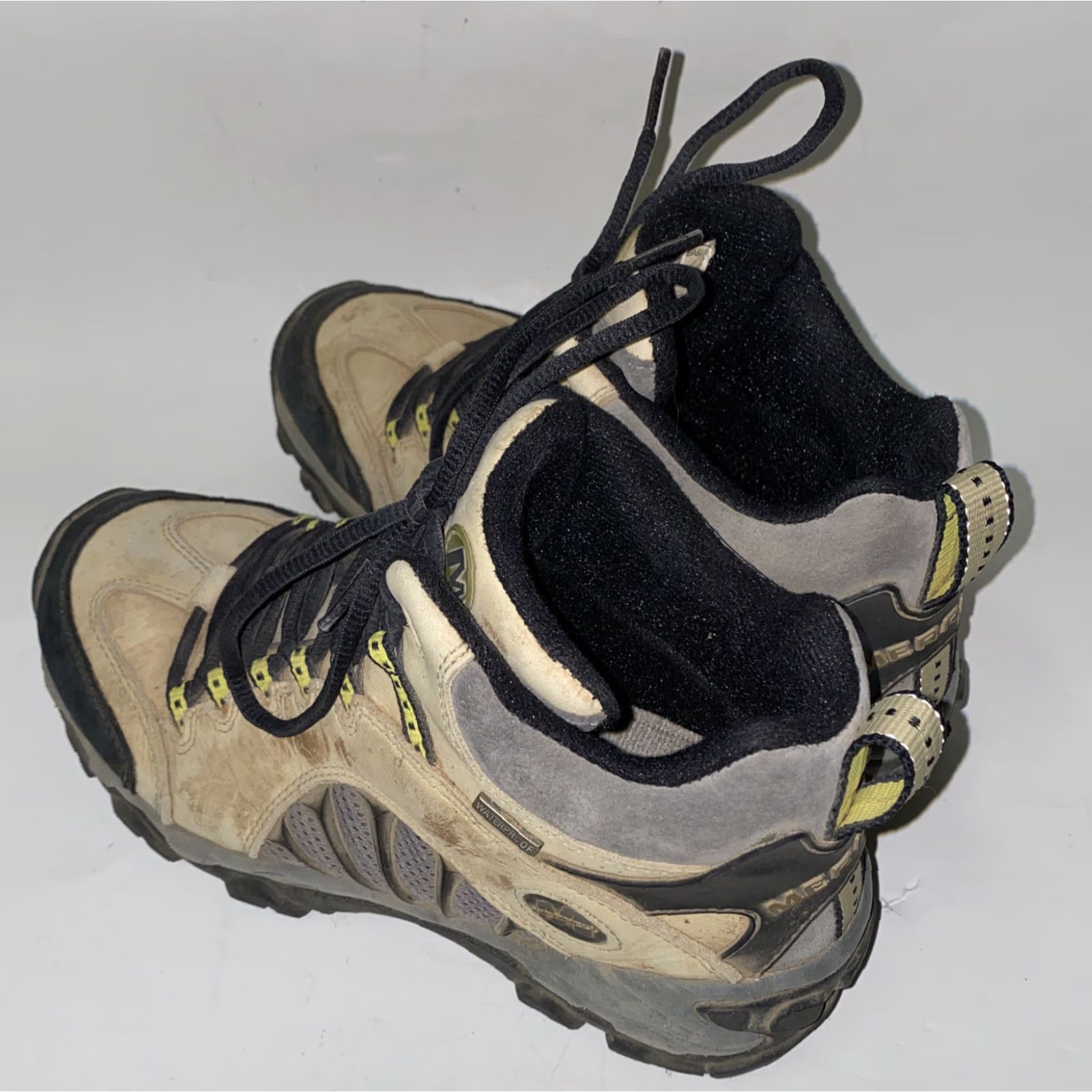 Merrell Merrell Torrent Mid Waterproof Leather Suede Boots Womens Beige Size 7 Size US 5 / IT 35 - 2 Thumbnail