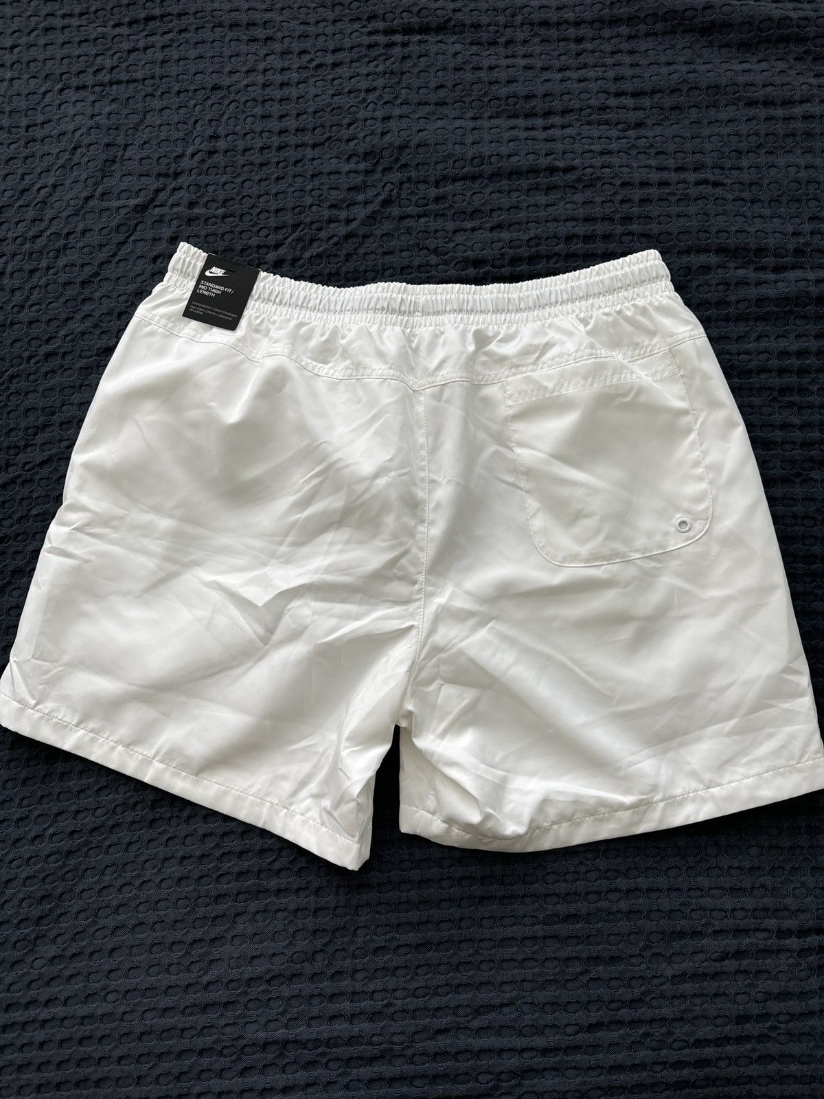 Nike Nike Daisy Shorts Size US 34 / EU 50 - 2 Thumbnail