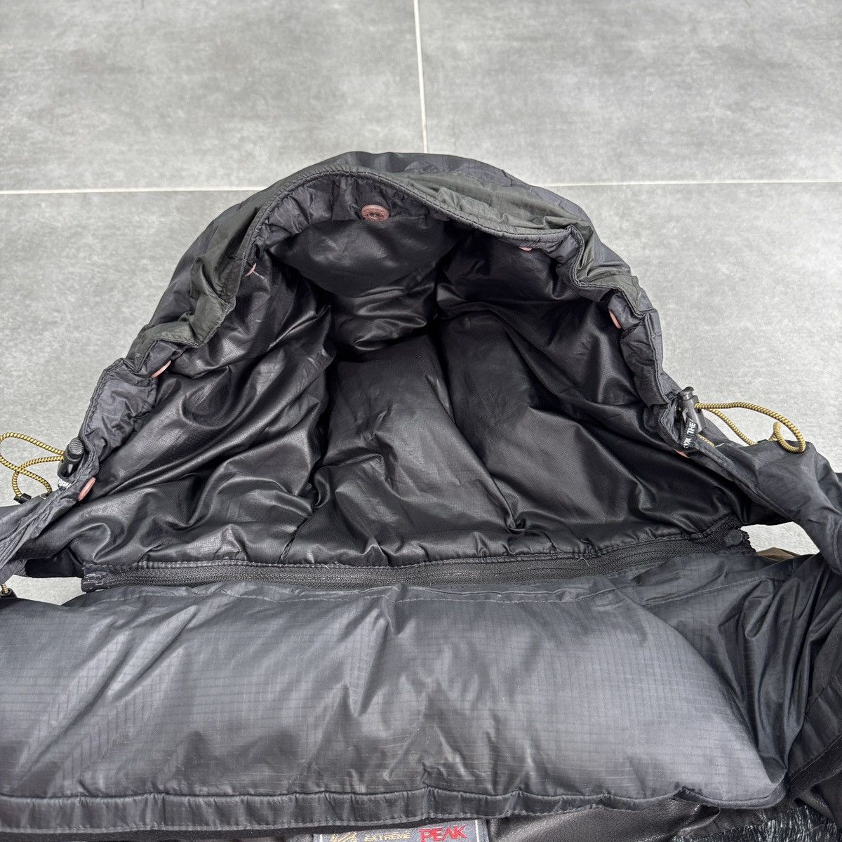 BLACKYAK Black Yak Namaste Extreme Peak Puffer Down Jacket Gorpcore Size US S / EU 44-46 / 1 - 14 Thumbnail