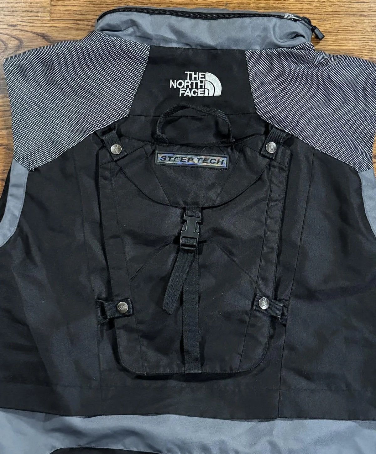 The North Face The North Face Steep Tech Black / Grey Vest (Size XL) Size US XL / EU 56 / 4 - 2 Thumbnail