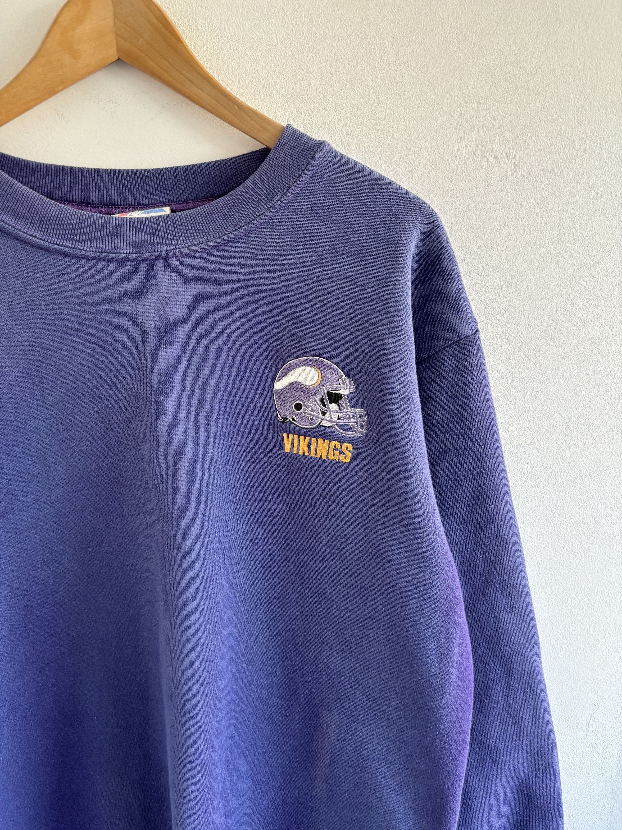 Majestic × NFL Vintage NFL Minnesota Vikings Faded Sweatshirt Size US M / EU 48-50 / 2 - 3 Thumbnail