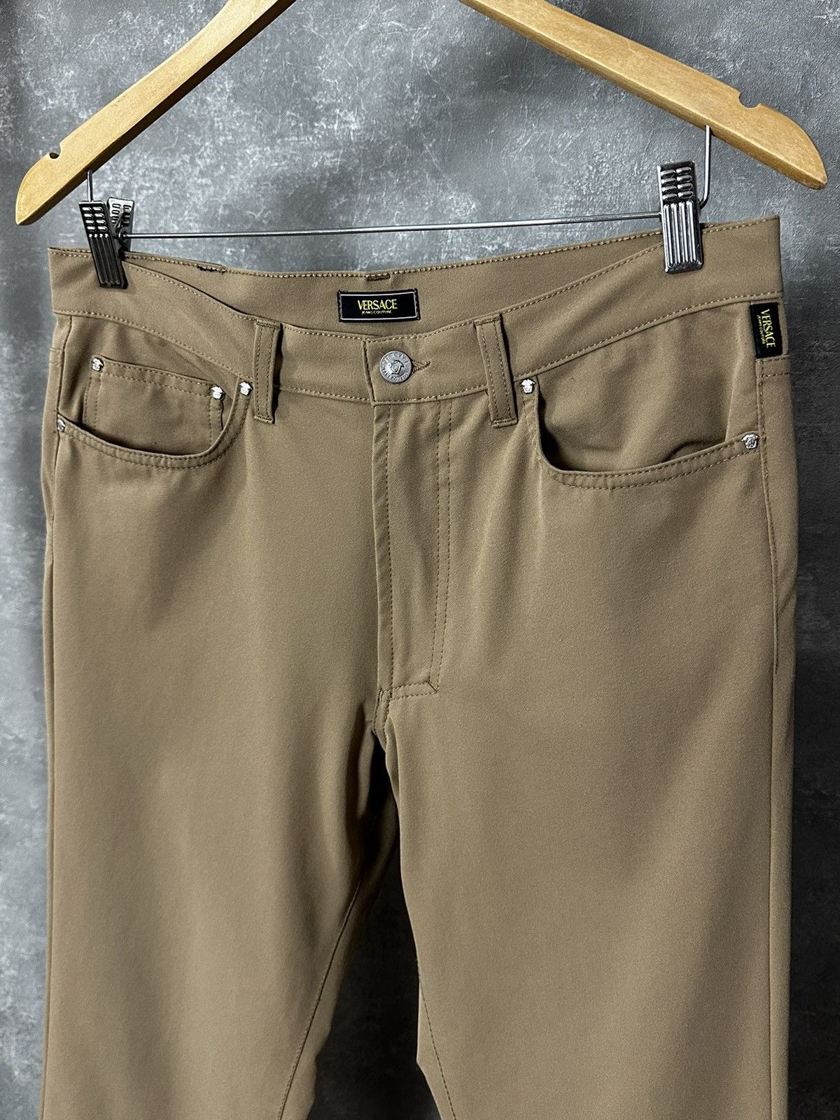 Versace Jeans Couture × Vintage Versace Jeans Couture Beige Logo Basic Women’s Pants Size 28" / US 6 / IT 42 - 2 Thumbnail