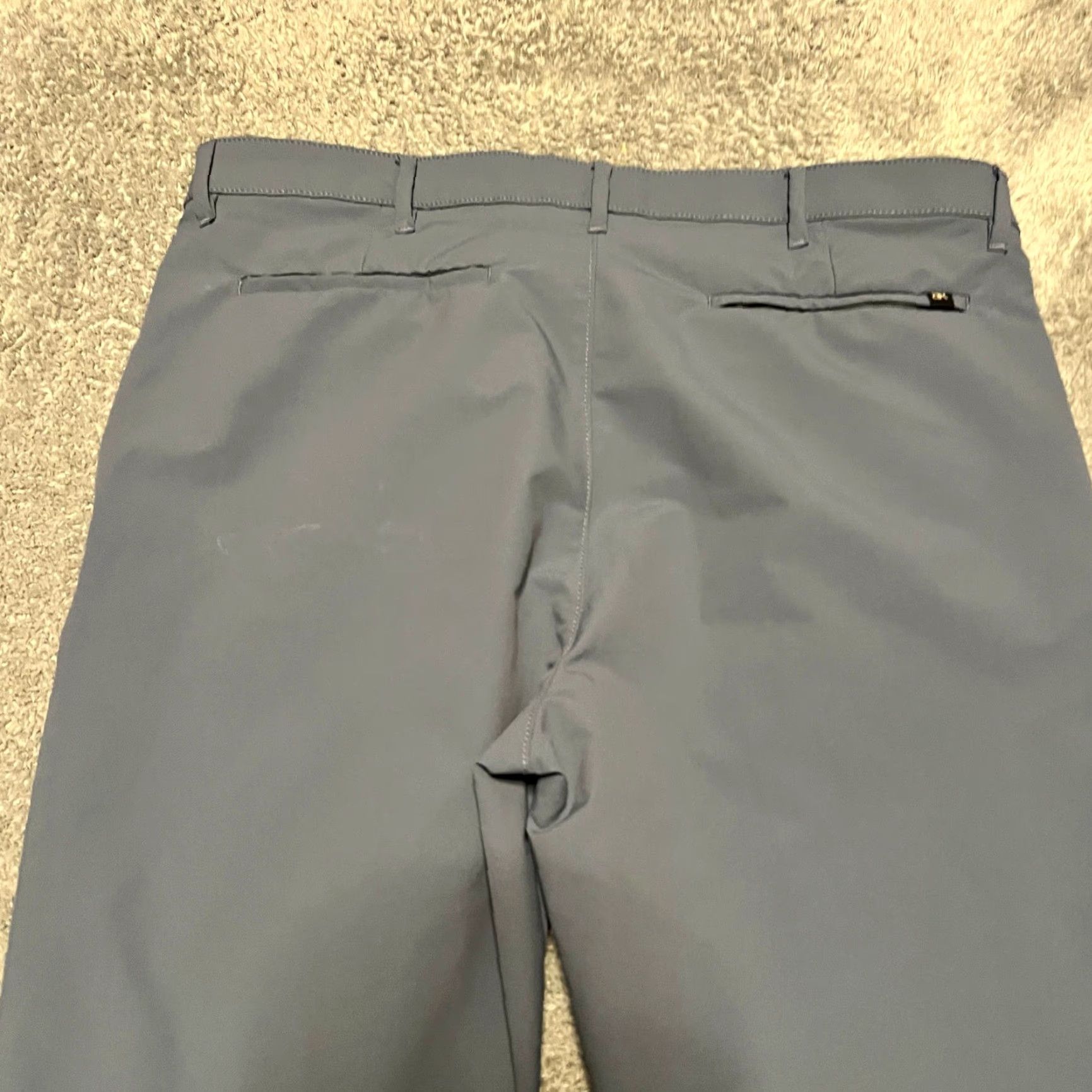 Banana Republic Banana Republic Pants Mens Golf Gray Flat Front Performance Chino 38x29 Mens Size US 38 / EU 54 - 4 Thumbnail