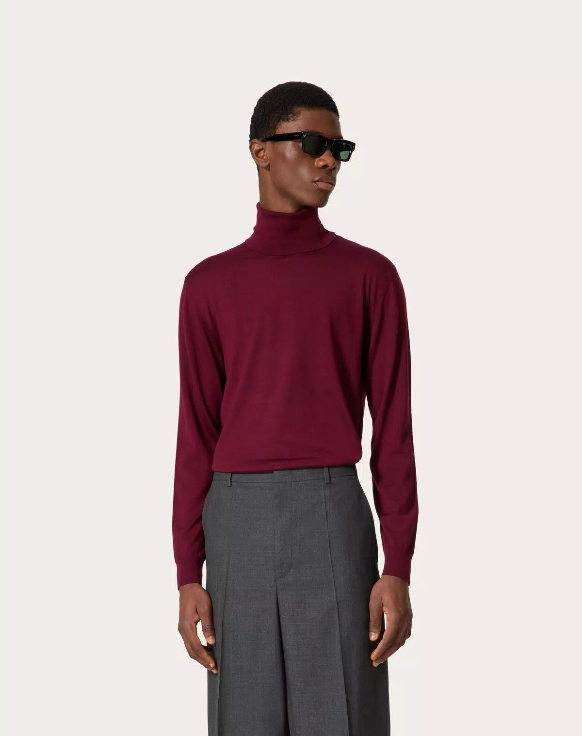 Valentino oc11z0725 High Neck Wool Jumper in Dark Red Size US S / EU 44-46 / 1 - 3 Thumbnail