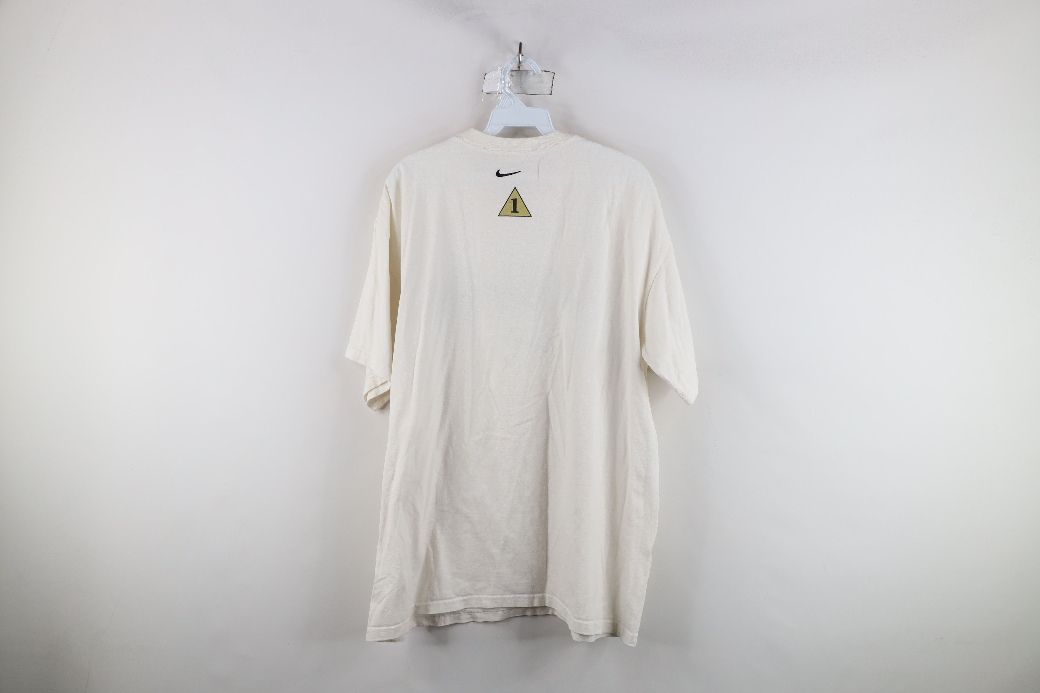 Nike Vintage Nike Swoosh Okland University Basketball T-Shirt Size US L / EU 52-54 / 3 - 11 Thumbnail