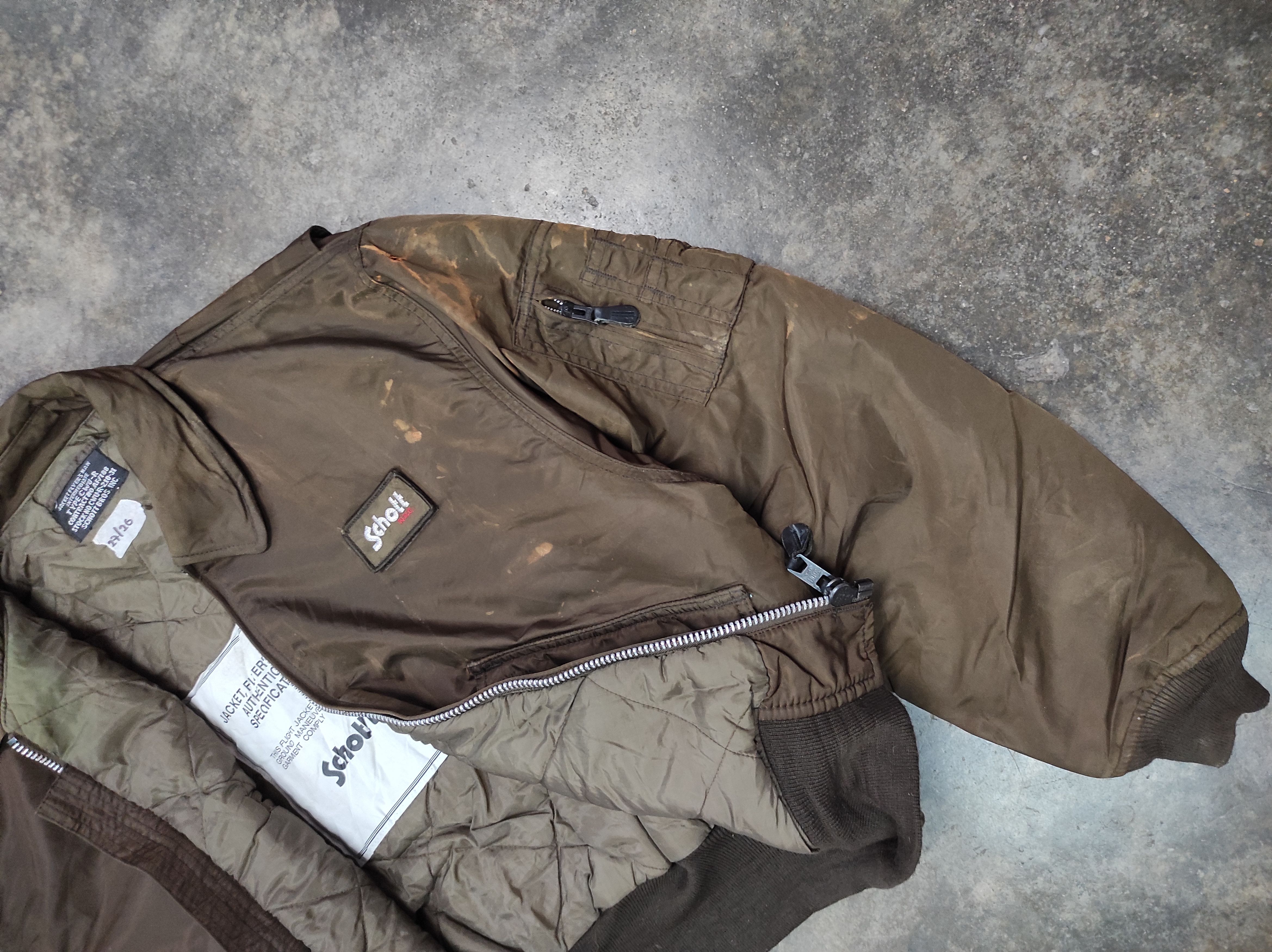 Schott SCHOTT CWU R VINTAGE FLYERS BOMBER JACKET DISTRESSED Size US XL / EU 56 / 4 - 3 Thumbnail