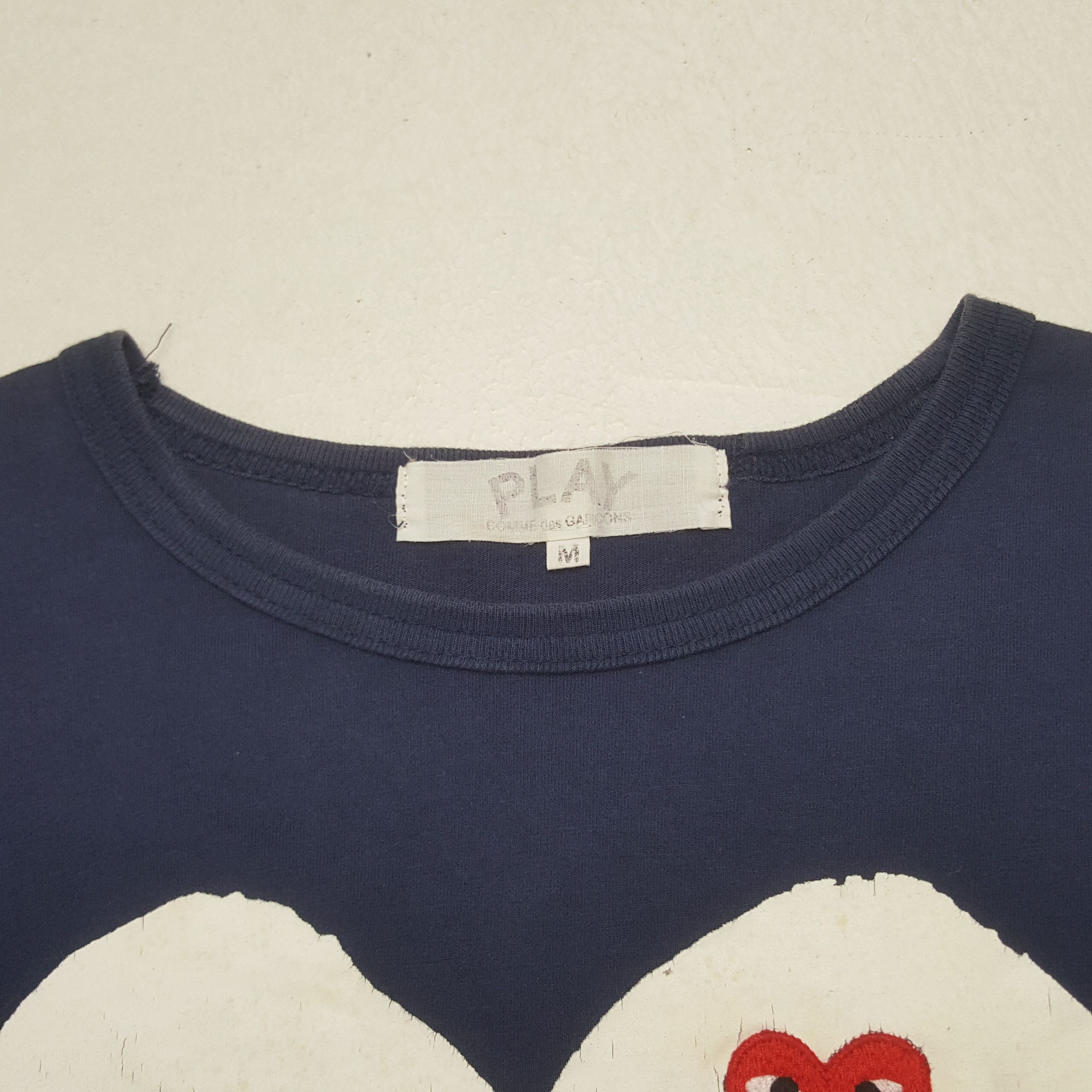 Comme des Garcons PLAY Vintage Play Comme des Garcons Big Logo Tshirt Size US S / EU 44-46 / 1 - 4 Thumbnail