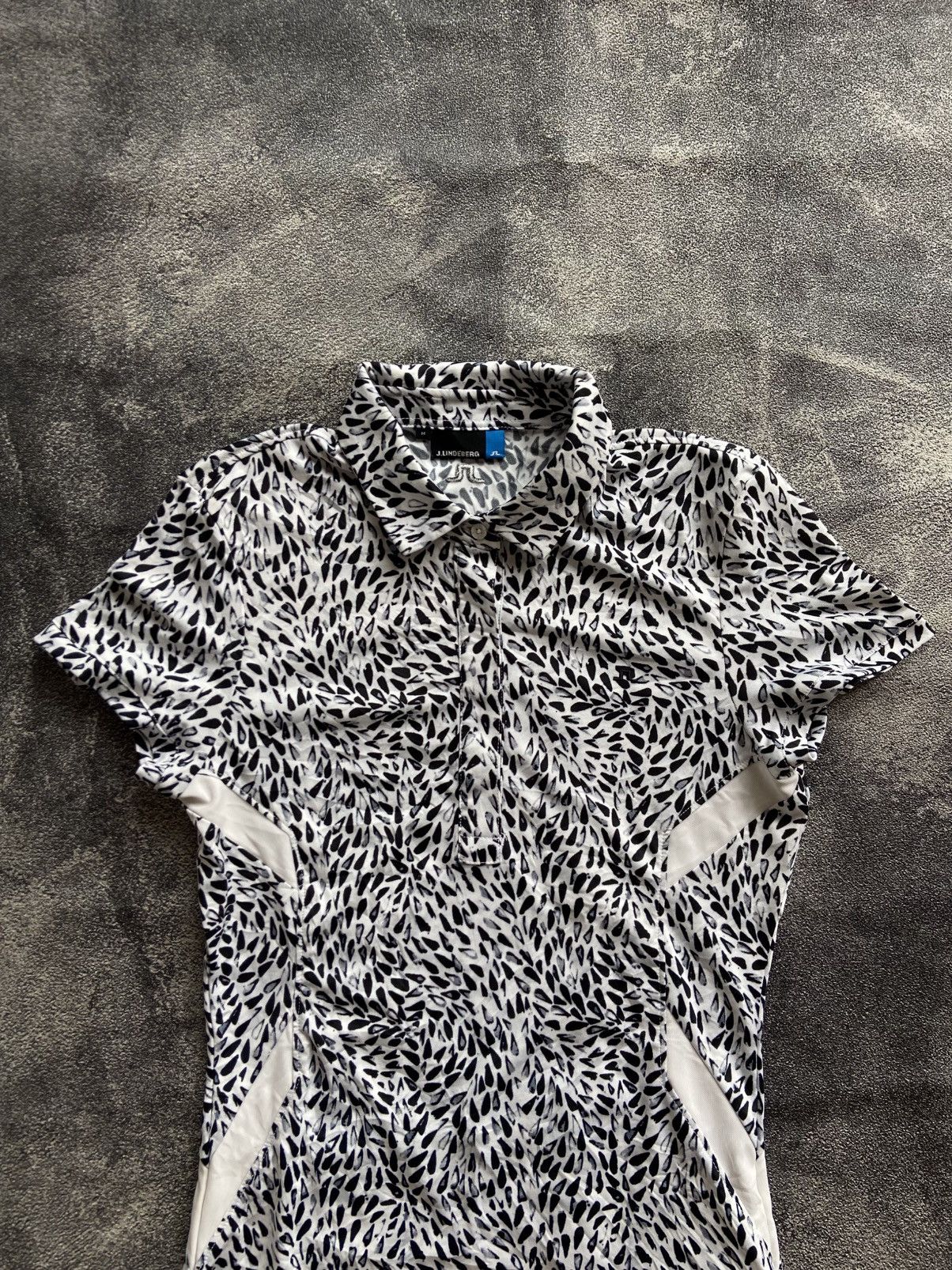 J.Lindeberg J.Lindeberg Sport Tshirt Size M / US 6-8 / IT 42-44 - 2 Thumbnail