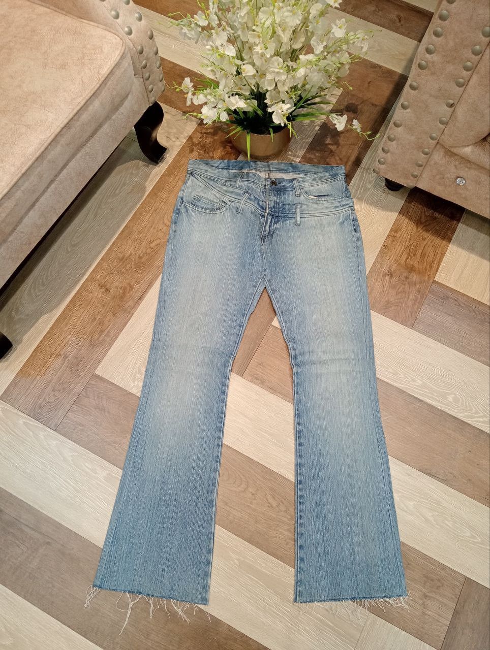 The Difference JAPANESE RUPERT THE DIFFERENCE FLARED BLUE JEANS Size US 34 / EU 50 - 4 Thumbnail