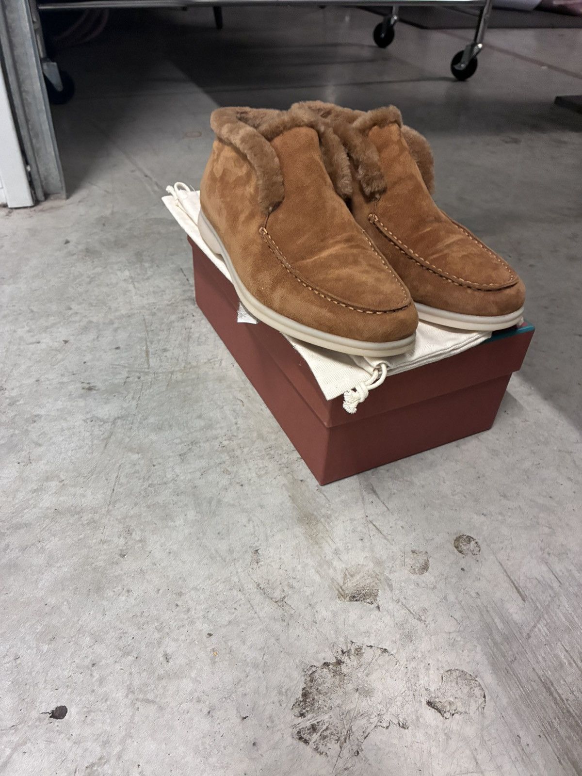 Loro Piana Loro piana brown fur open walk uk 5 eu 38 Size US 8 / IT 38 - 1 Thumbnail