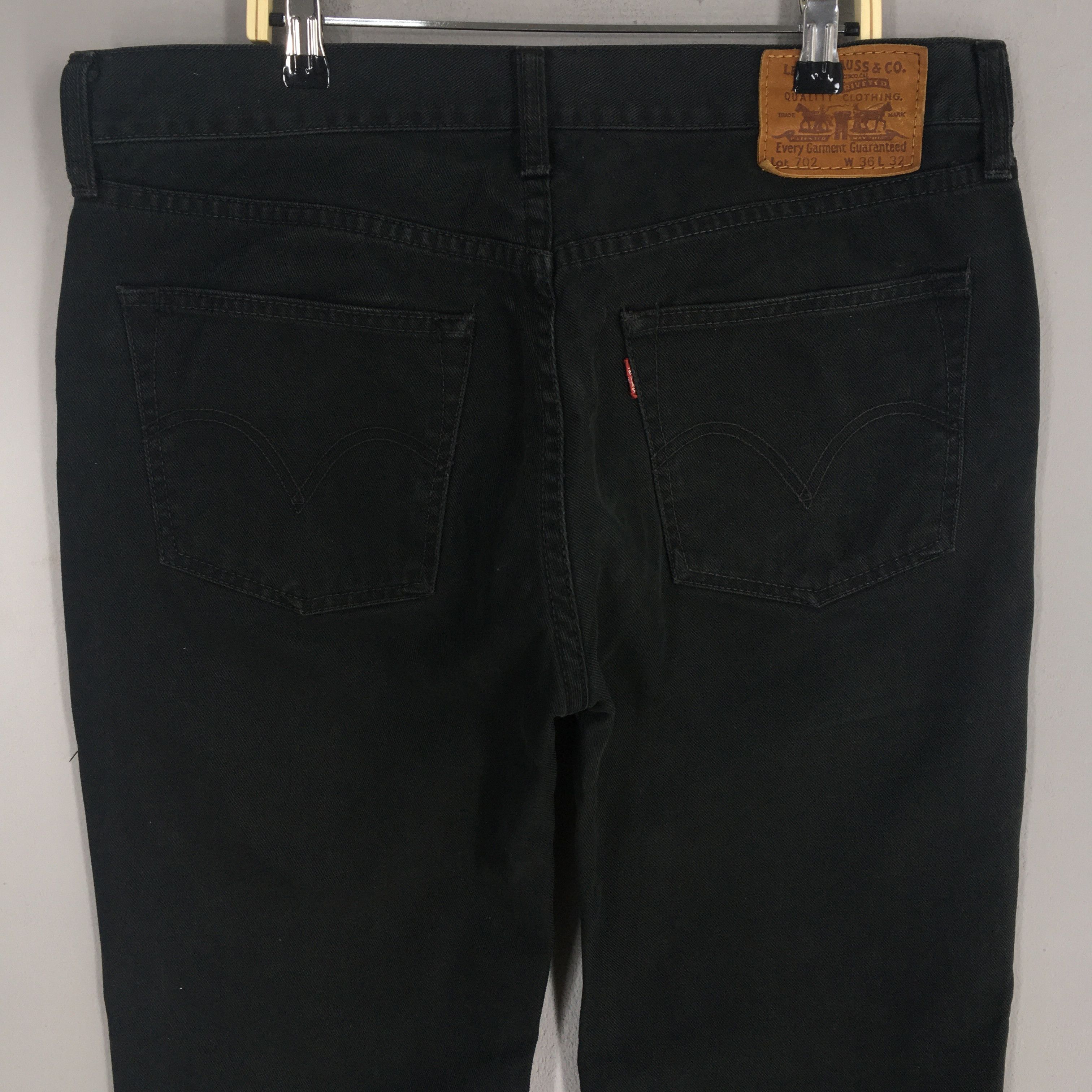 Levi's Size 34x30 Vintage Levis 702 LVC Slim Fit Jeans S2076 Size US 34 / EU 50 - 10 Thumbnail