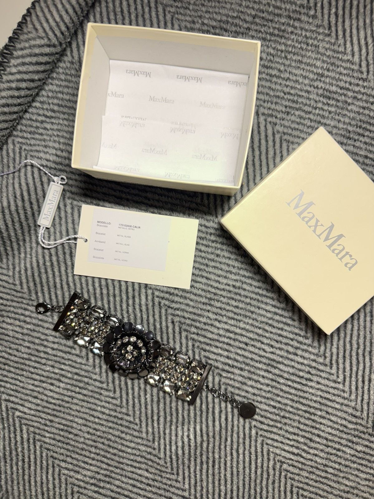Max Mara Max Mara Crystal Bracelet Size ONE SIZE - 2 Thumbnail