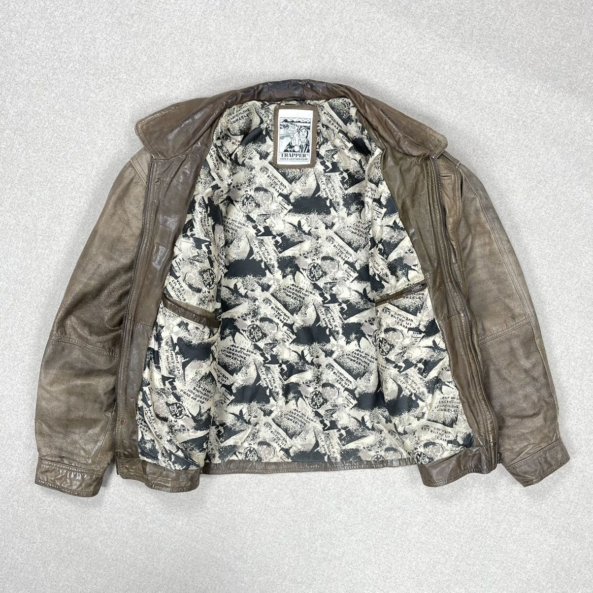 Leather × Vintage VINTAGE GENUINE LEATHER BROWN BOMBER JACKET BOXY DISTRESSED Size US XL / EU 56 / 4 - 9 Thumbnail