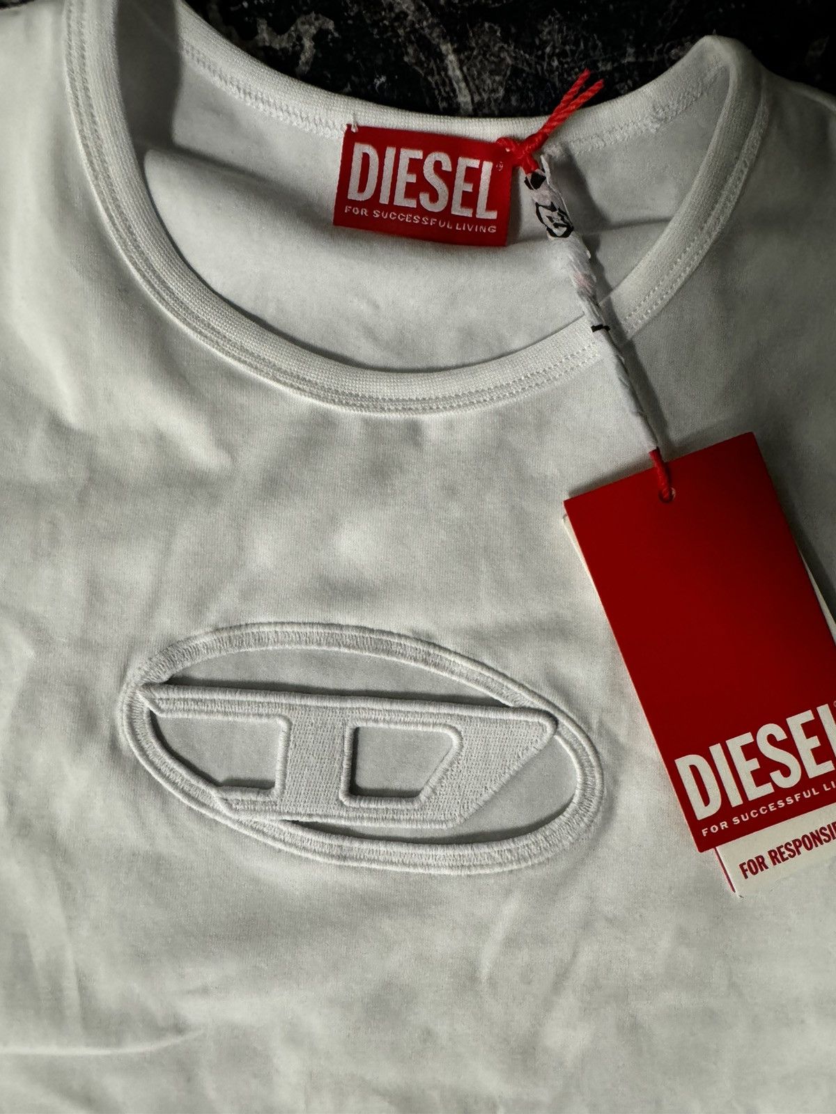 Diesel DIESEL T-Shirt With Peekaboo Logo LARGE Size L / US 10 / IT 46 - 6 Thumbnail