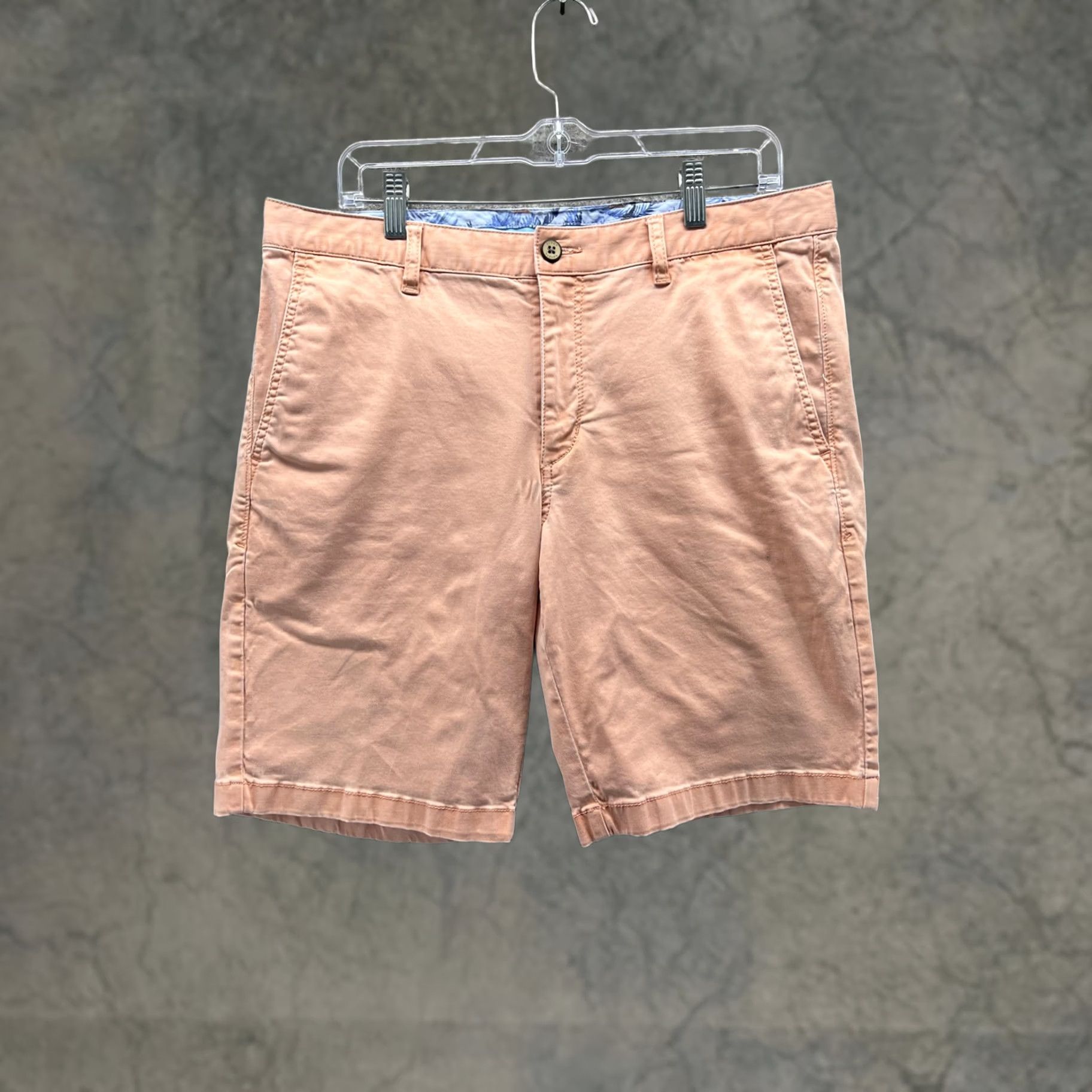 Tommy Bahama Tommy Bahama Shorts Mens 34 Orange Stretch Chino Flat Front 10 Inseam Casual Size US 34 / EU 50 - 1 Thumbnail