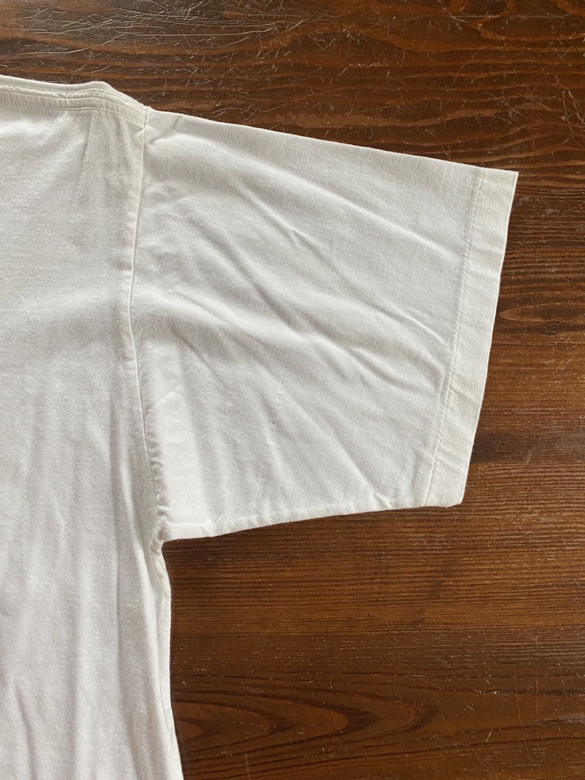 Vintage Vintage Penguin Galapagos Ecuador Single Stitch White Tee Size US XL / EU 56 / 4 - 19 Thumbnail