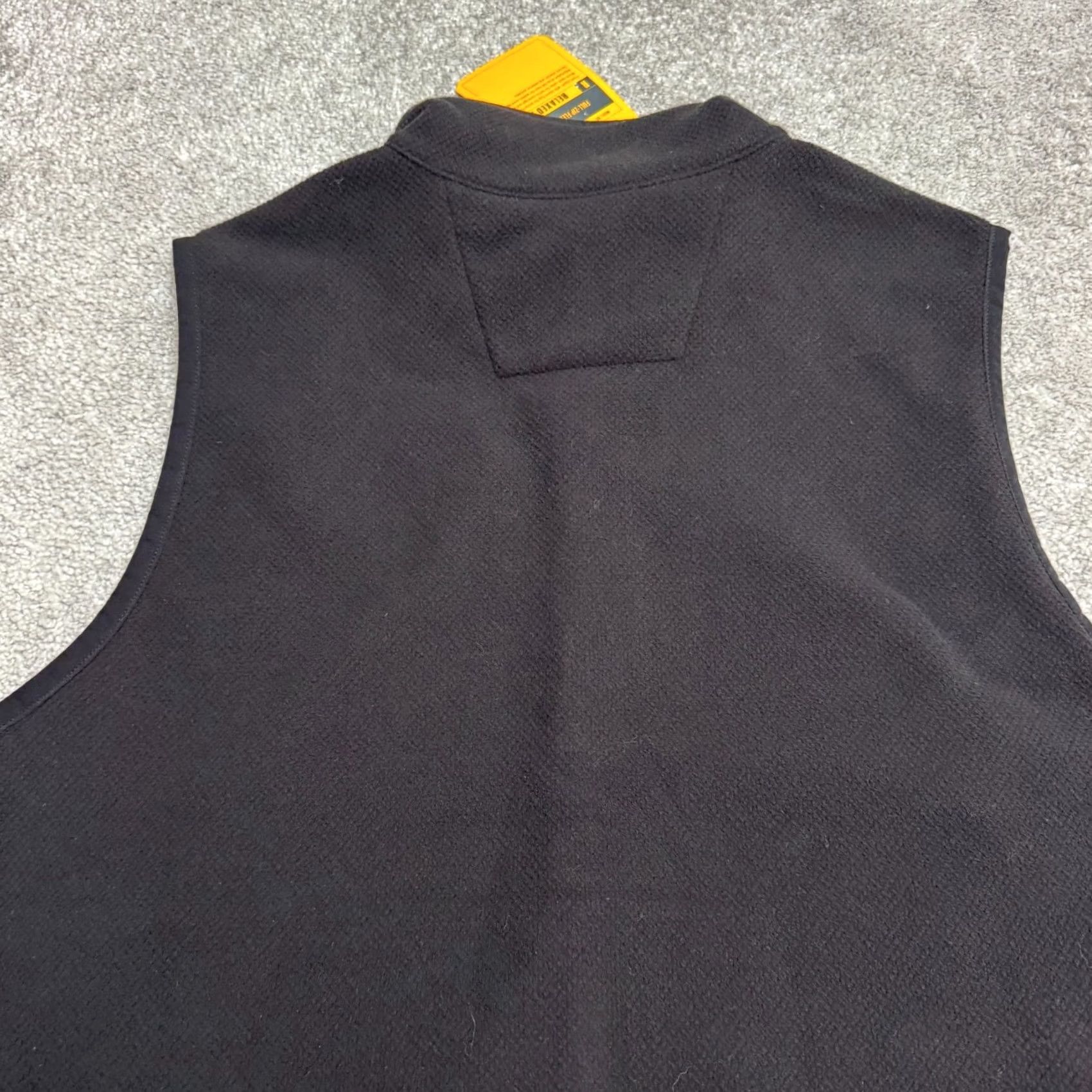 Carhartt VINTAGE Carhartt Relaxed Fit Full Zip Textured Fleece Vest Jacket Mens Large Black NWT Size US L / EU 52-54 / 3 - 5 Thumbnail