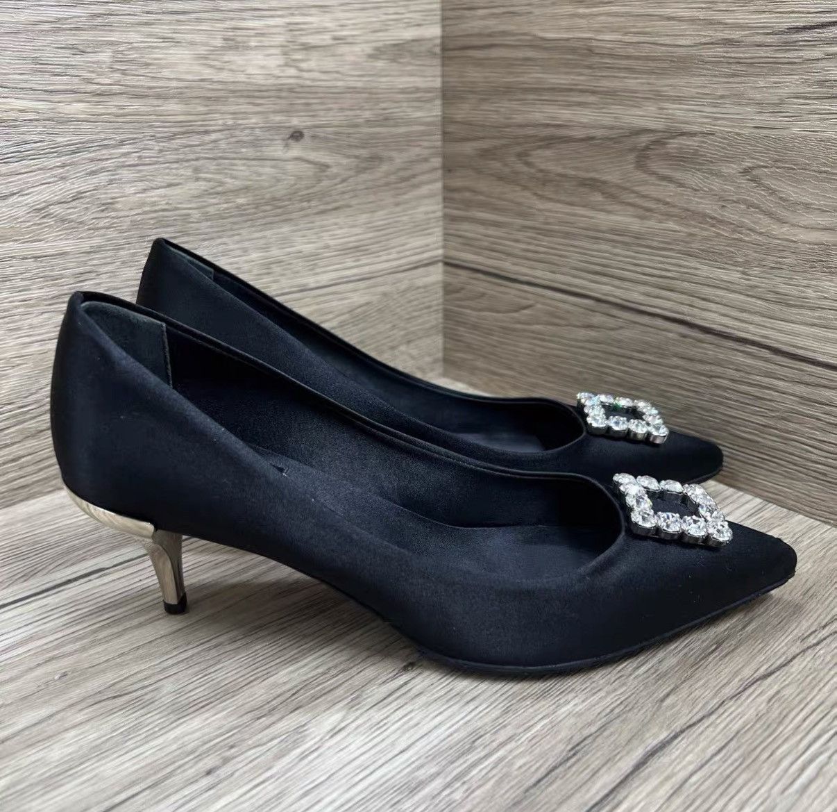 Roger Vivier Roger Vivier Black Satin Square Diamond High Heels J41 Size US 5 / IT 35 - 3 Thumbnail