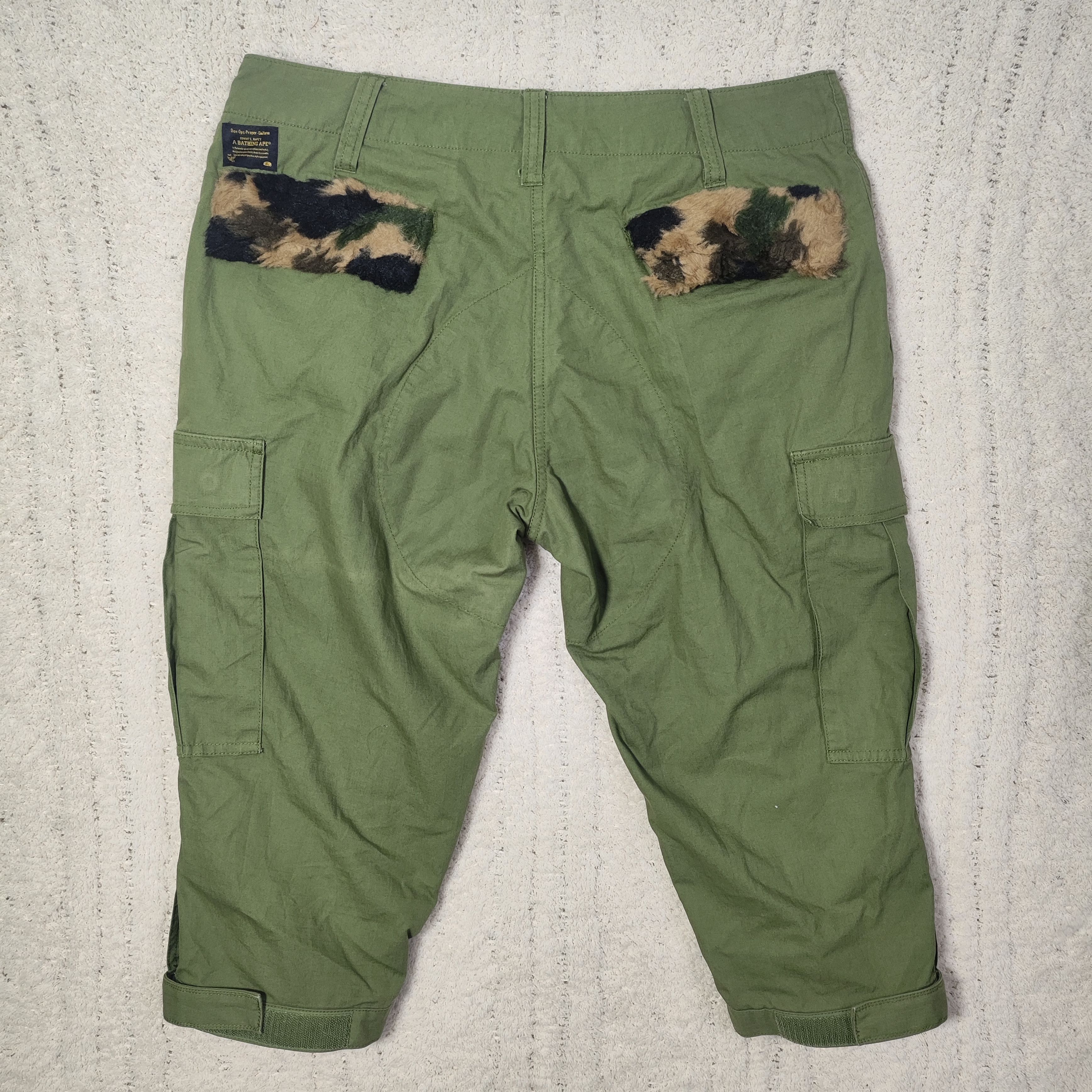 Bape Bape Fur Back Pocket Cargo Shorts Size US 32 / EU 48 - 6 Thumbnail