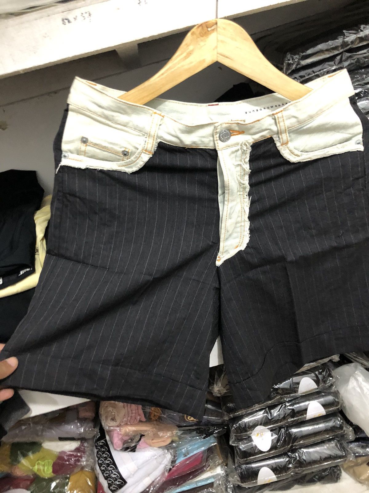 Issey Miyake Sunao Kuwahara by Issey Miyake shorts Size US 30 / EU 46 - 2 Thumbnail