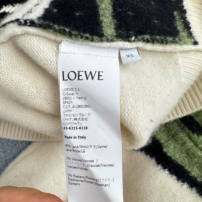 Loewe LOEWE Asymmetric mohair sweater Size XS / US 0-2 / IT 36-38 - 4 Thumbnail