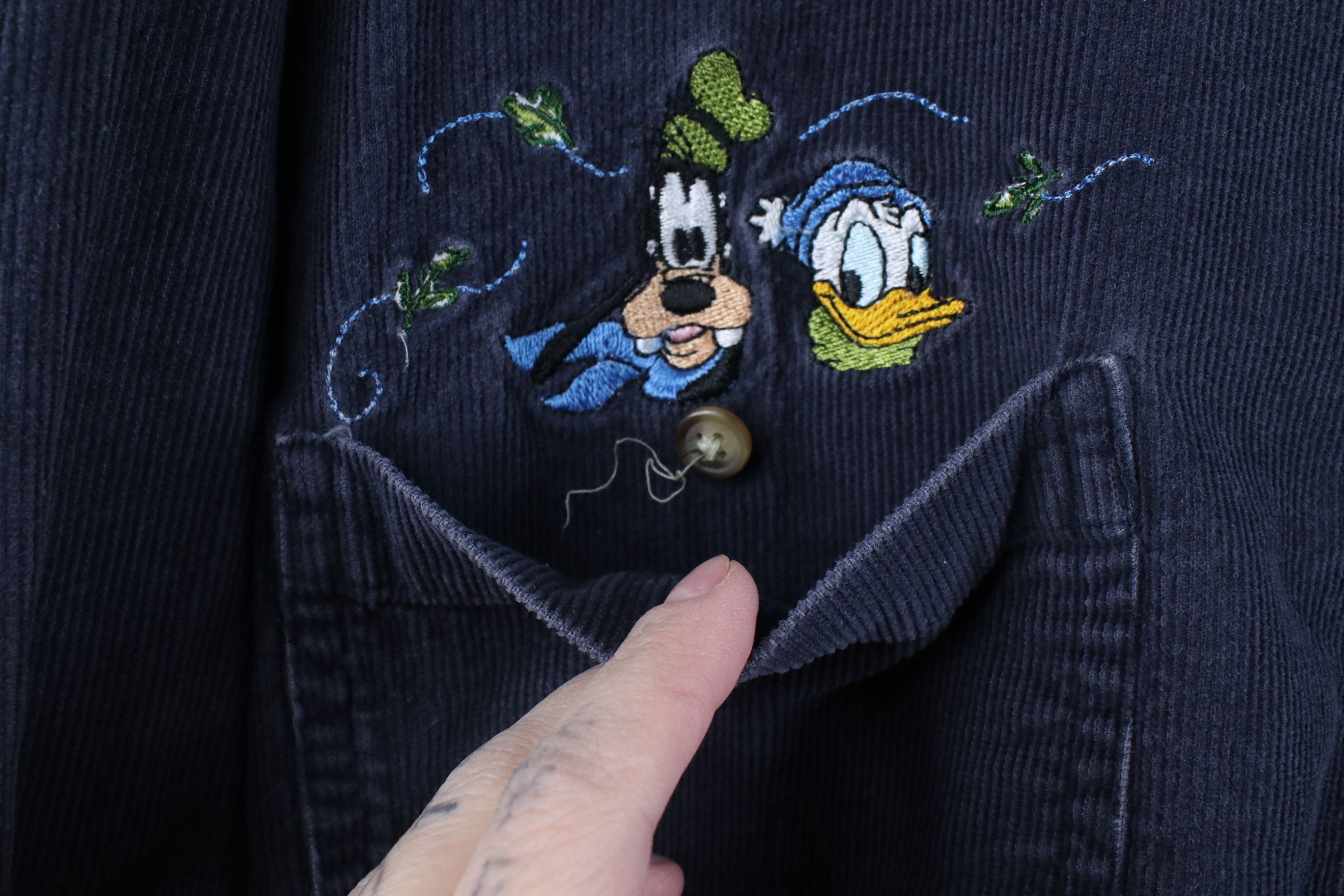Disney Vintage 90s Disney Mickey & Friends Corduroy Button Shirt Size XXL / US 16-18 / IT 52-54 - 8 Thumbnail