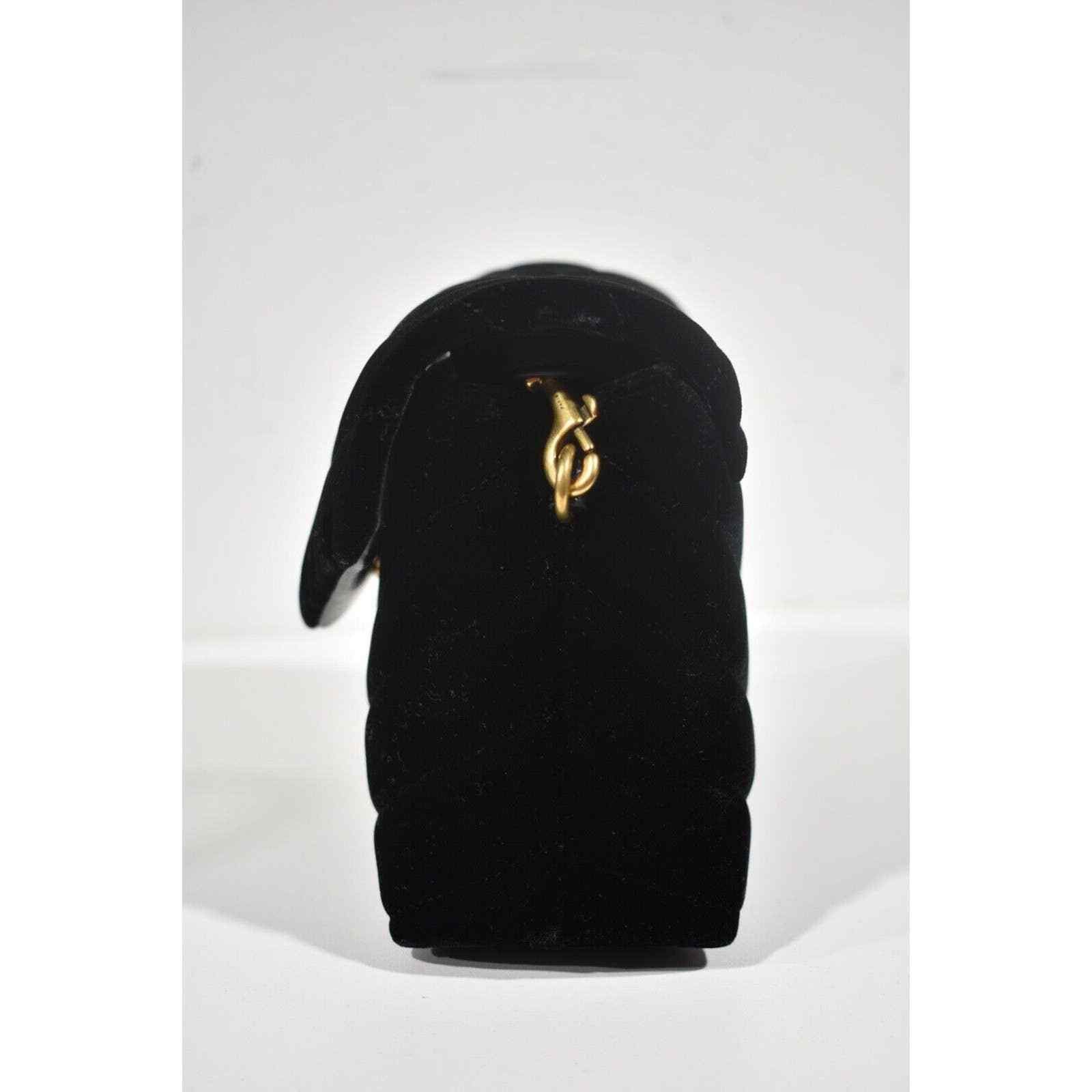 Yves Saint Laurent Saint Laurent Quilted Black Velvet Gold Crossbody Bag Size ONE SIZE - 10 Thumbnail