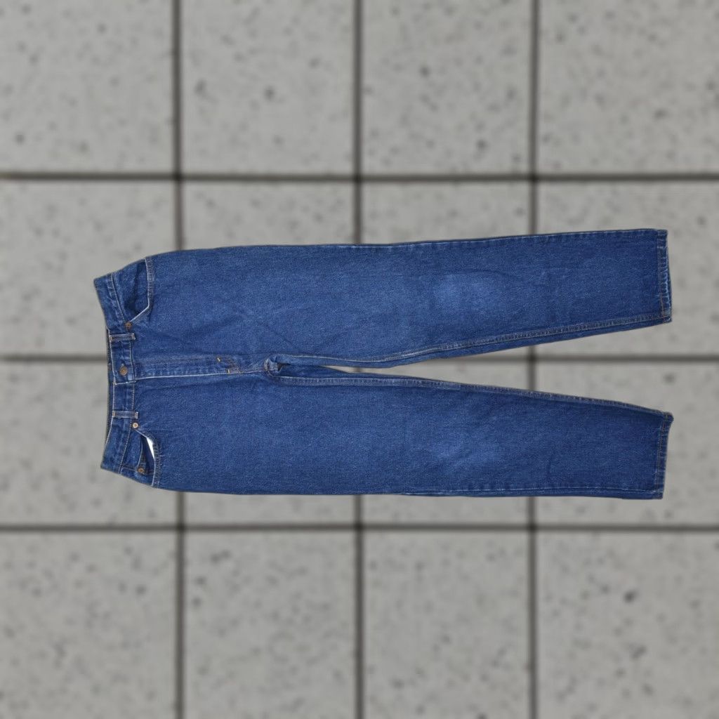 Levi's VINTAGE Levi's Jeans Women 14 Regular 5-Pocket Denim Blue Made in USA White Tab/Patch Double Horse Size 36" / US 14 / IT 50 - 1 Thumbnail