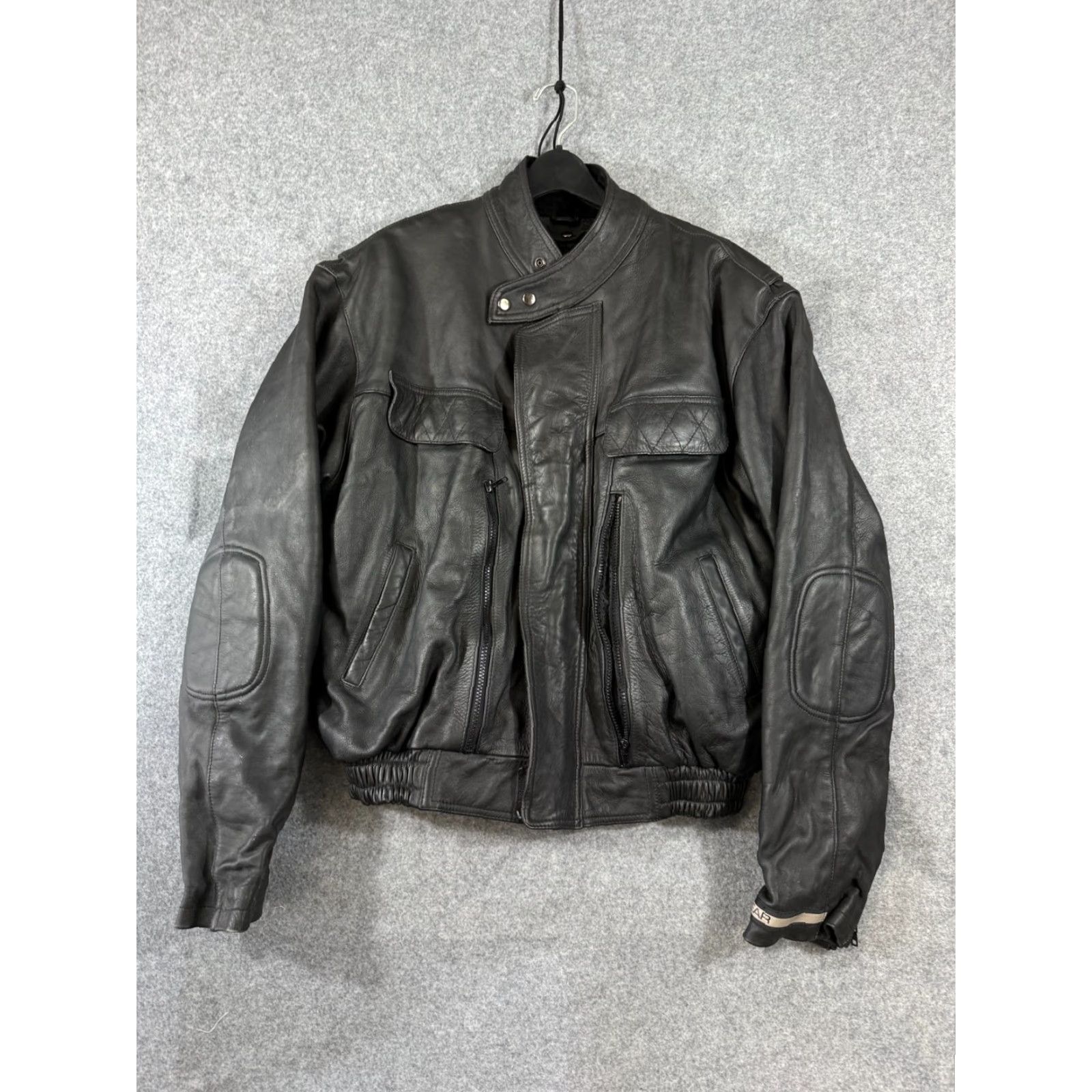 Vintage RoadGear Motorcycle Jacket Mens 52 Black Leather Thinsulate Lined Biker Riding Size US L / EU 52-54 / 3 - 3 Thumbnail