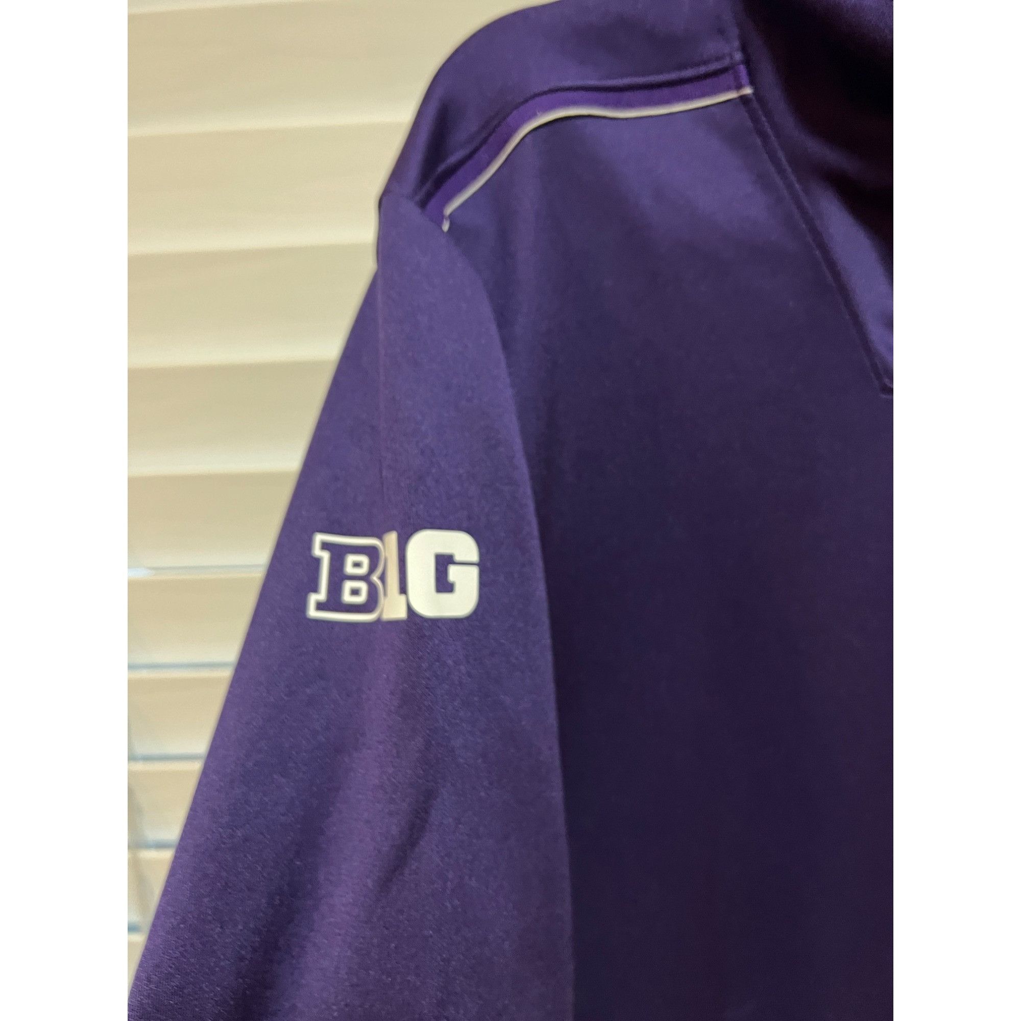 Under Armour Under Armour Northwestern Wildcats 1/4 Zip - Size L Size US L / EU 52-54 / 3 - 3 Thumbnail