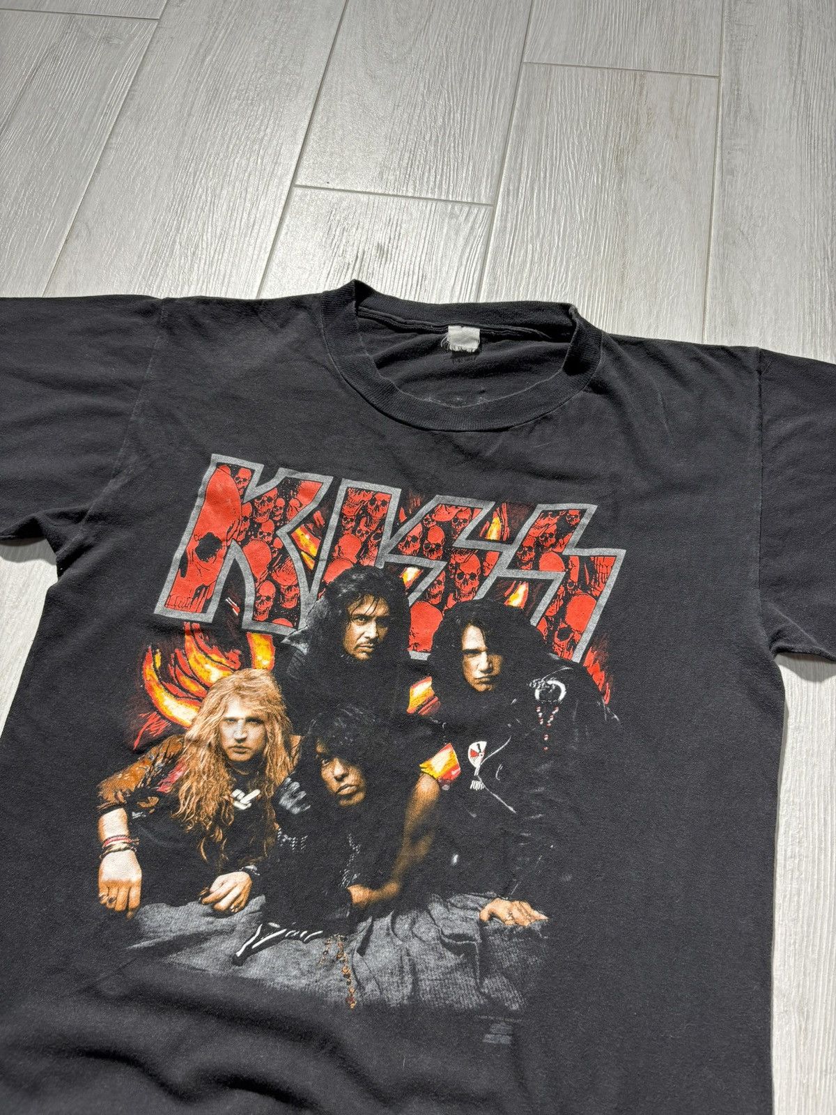 Band Tees VTG Kiss 1992 Revenge Tshirt Band Tees Retro Rock Punk Music Size US L / EU 52-54 / 3 - 2 Thumbnail