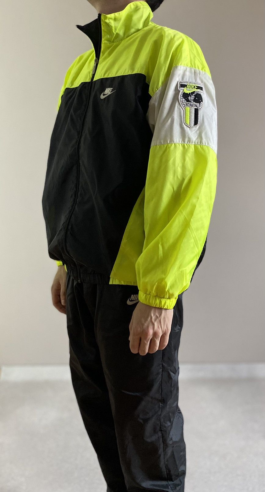 Nike M Vintage Nike International Nylon Tracksuit Jacket Pants 90 Size 48R - 6 Thumbnail