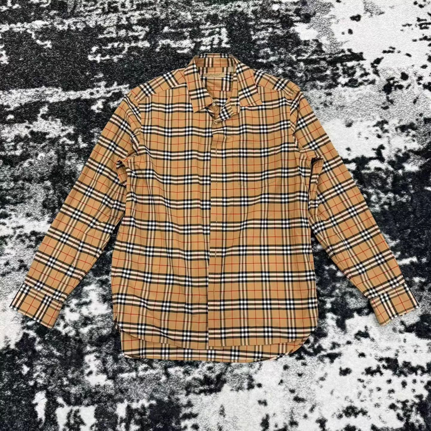 Burberry Burberry Check Long Sleeve Shirt L Unworn Size US L / EU 52-54 / 3 - 1 Thumbnail