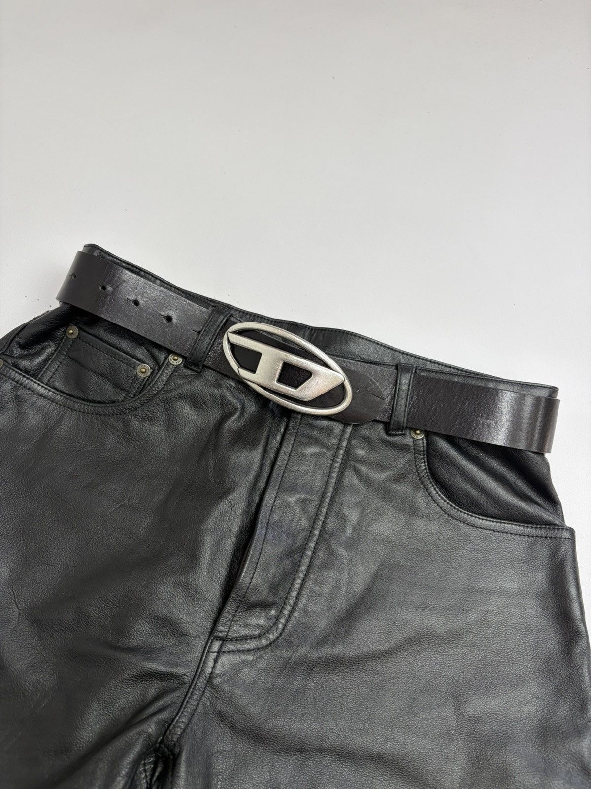 Diesel Vintage y2k Diesel Oval Logo Leather Belt Statement Buckl Size ONE SIZE - 1 Thumbnail