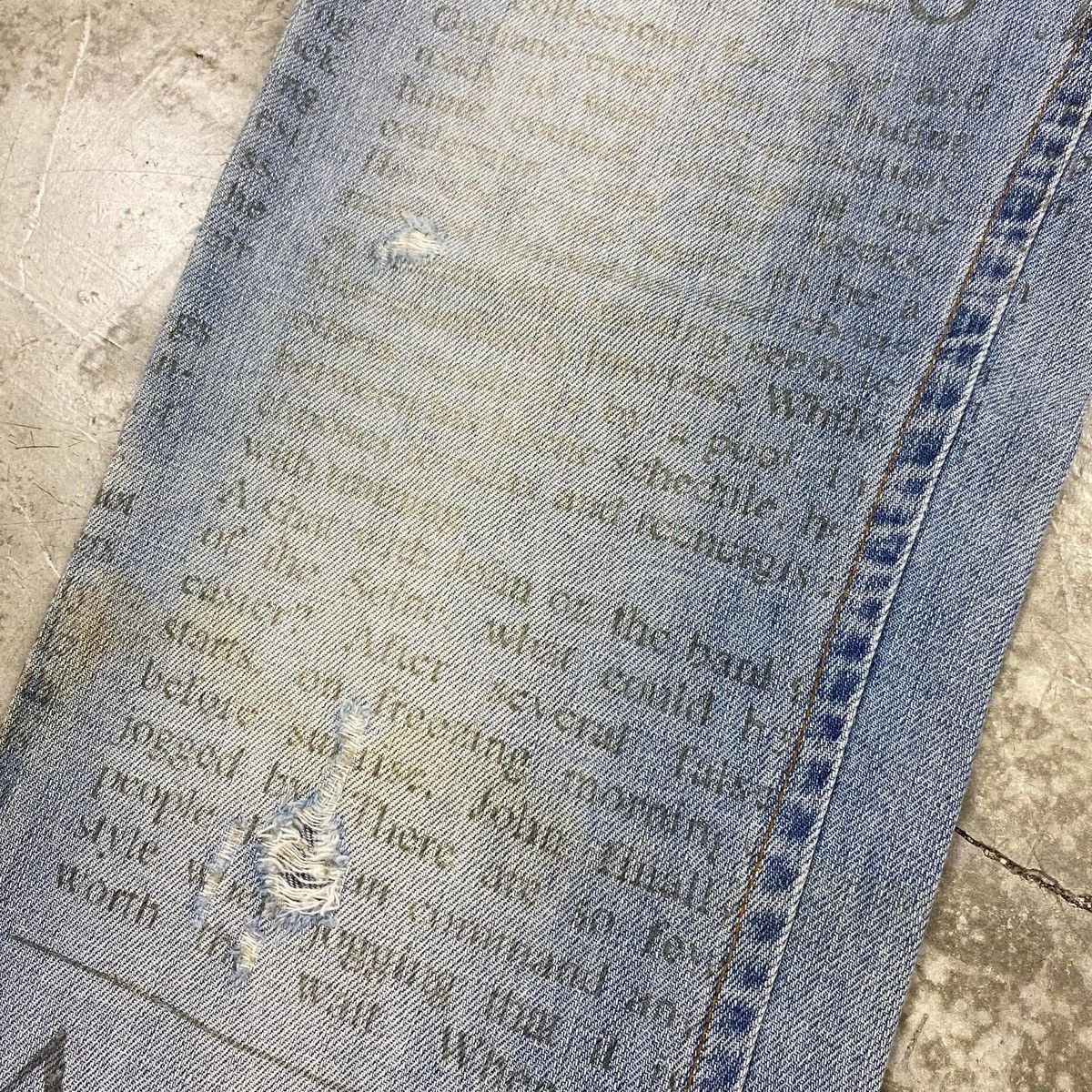 John Galliano News Paper Print Distressed Jeans Size US 32 / EU 48 - 12 Thumbnail