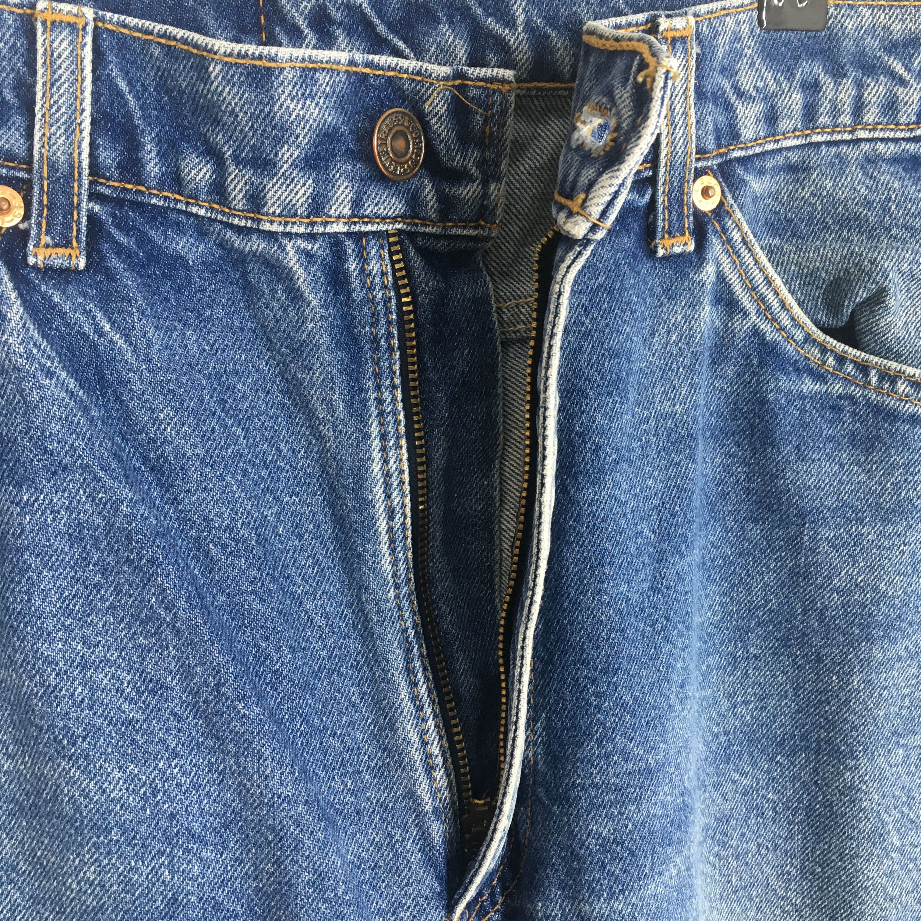 Levi's 32x28.5 80's Levi's 517 Bootcut Bell Bottom Jeans S1983 Size 32" / US 10 / IT 46 - 6 Thumbnail