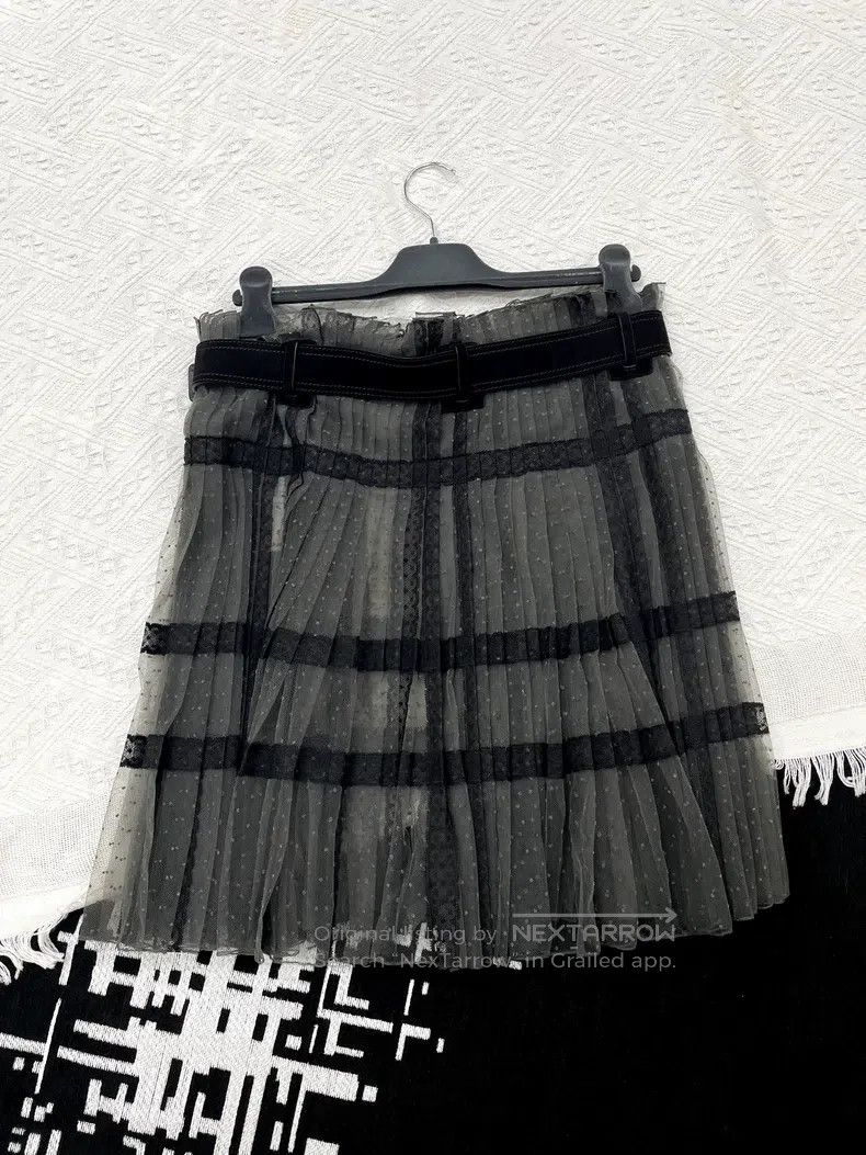 Dior Dior Polidot mesh stitching lace skirt short skirt Size 25" / US 0 / IT 36 - 3 Thumbnail