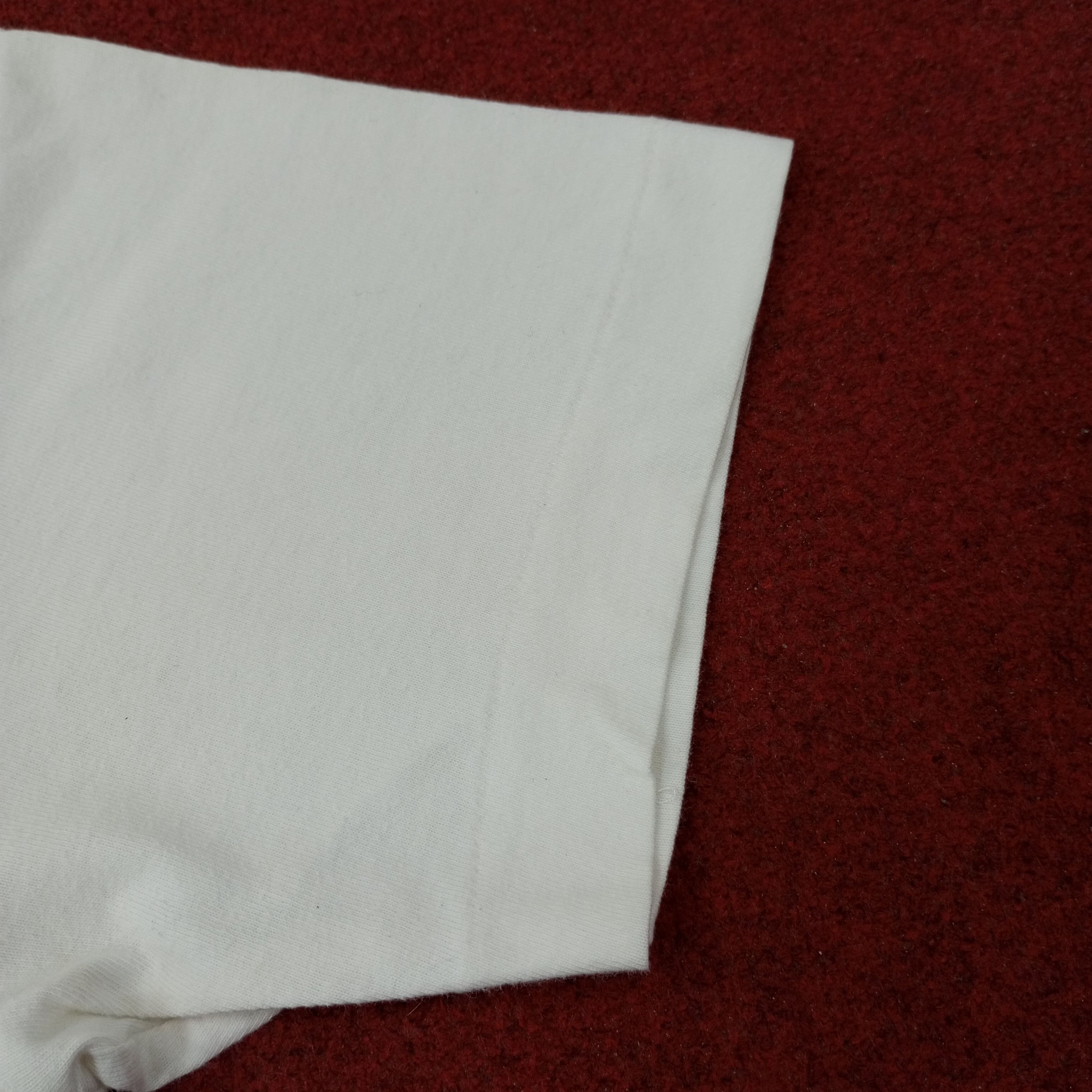 Comme des Garcons Vintage Comme des Garcons Japanese Brand Tshirt c239n31 Size US S / EU 44-46 / 1 - 6 Thumbnail
