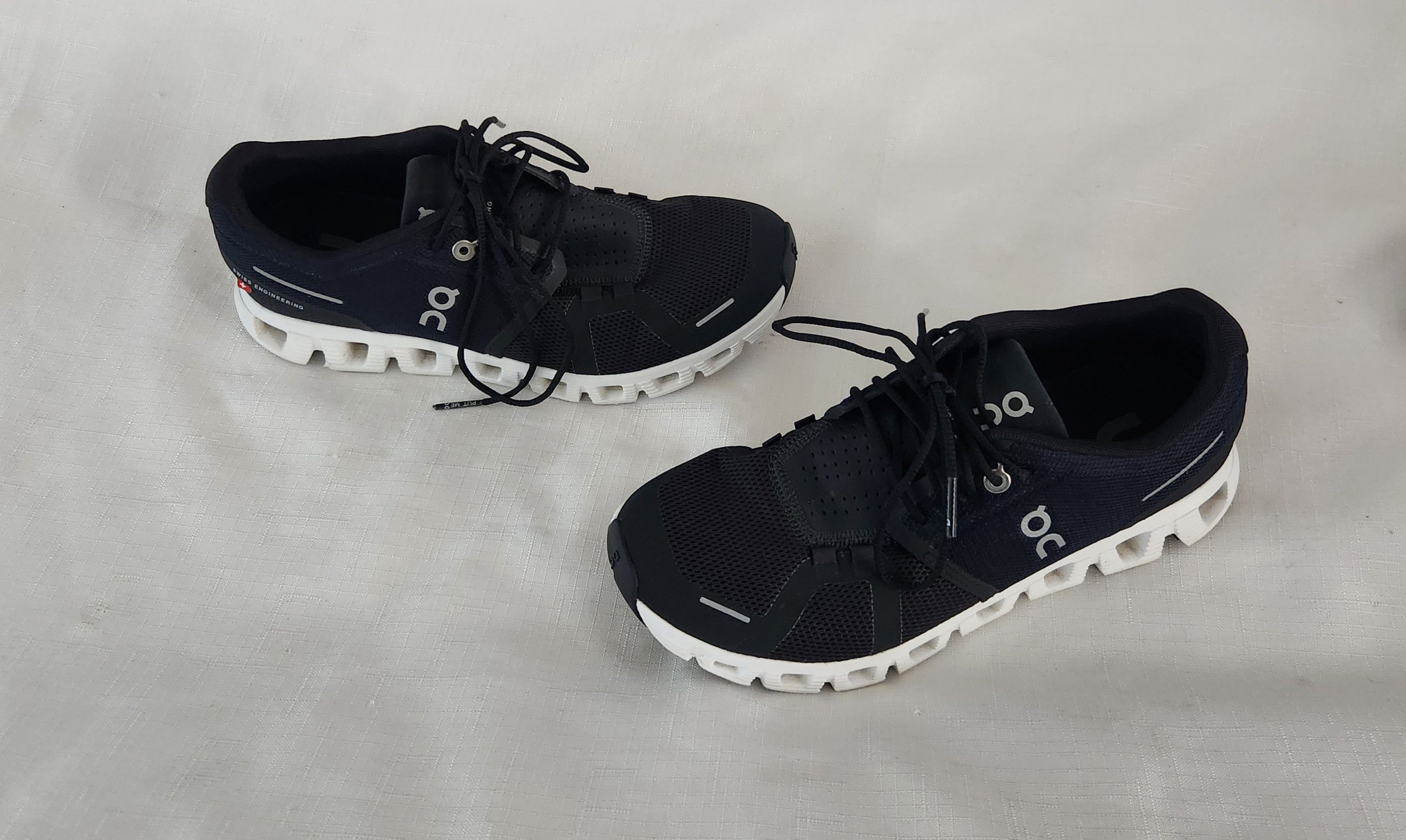 On ON Running Cloud Swiss Engineering Shoes Women's Size 7 Size US 7 / IT 37 - 5 Thumbnail