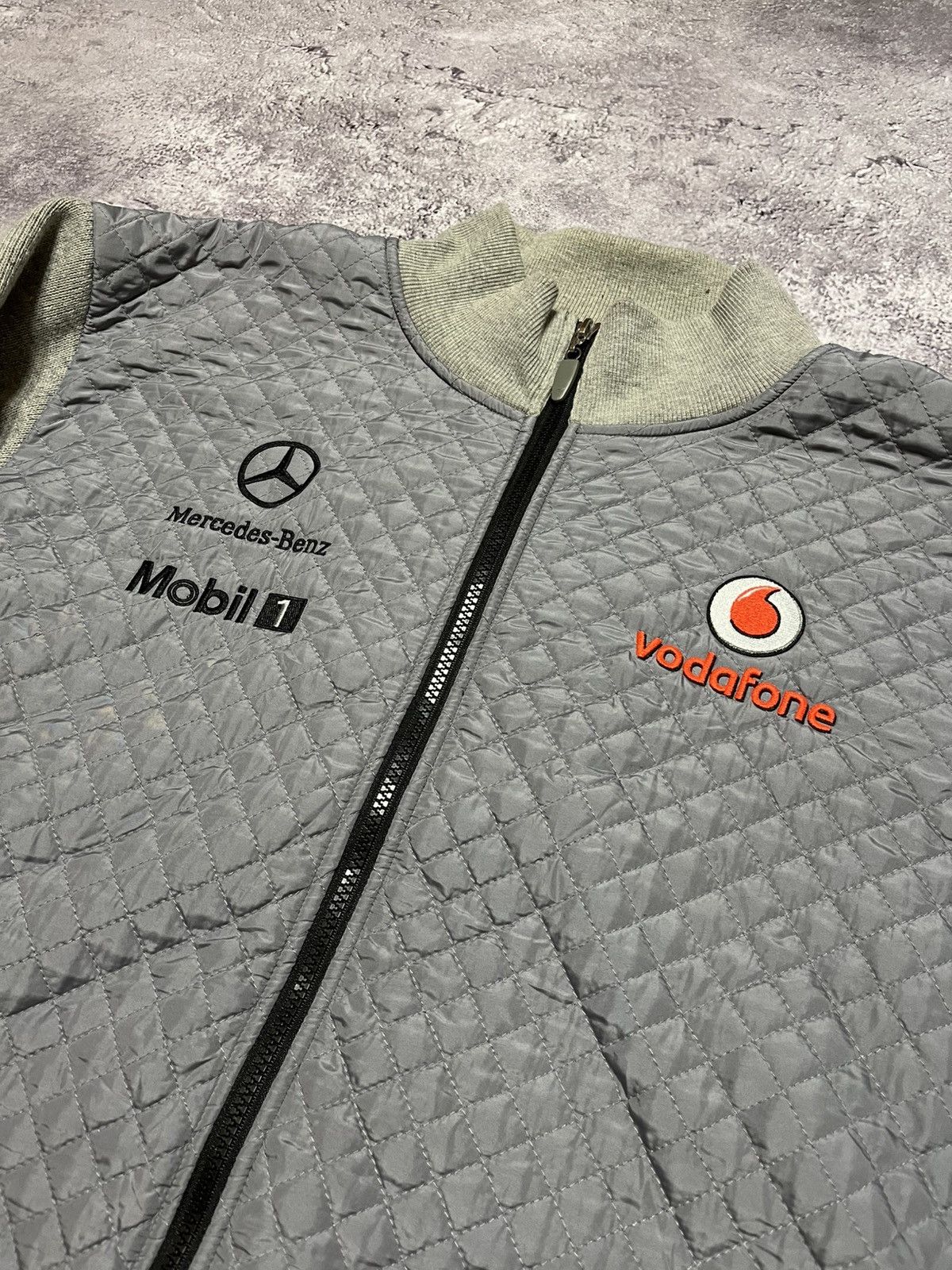 Mercedes-Benz McLaren Mersedes Vodafone formula uno jacket Size US XXL / EU 58 / 5 - 3 Thumbnail
