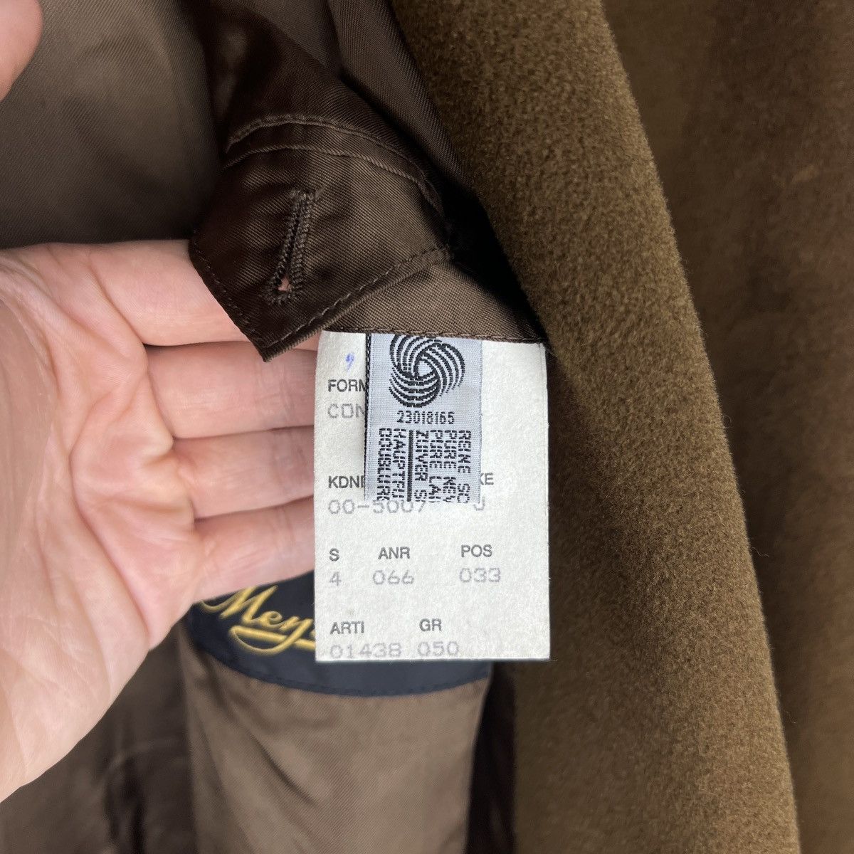 Hugo Boss HUGO BOSS Vintage Wool Double-breasted Coat Brown Size US M / EU 48-50 / 2 - 11 Thumbnail