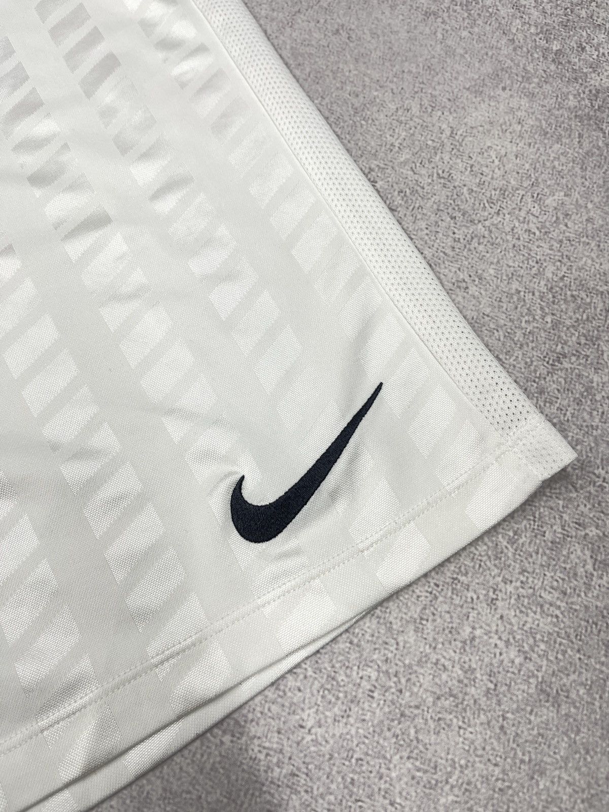 Nike Mens Nike Academy Football Shorts White Drill Y2K TECH ACG Size US 34 / EU 50 - 4 Thumbnail